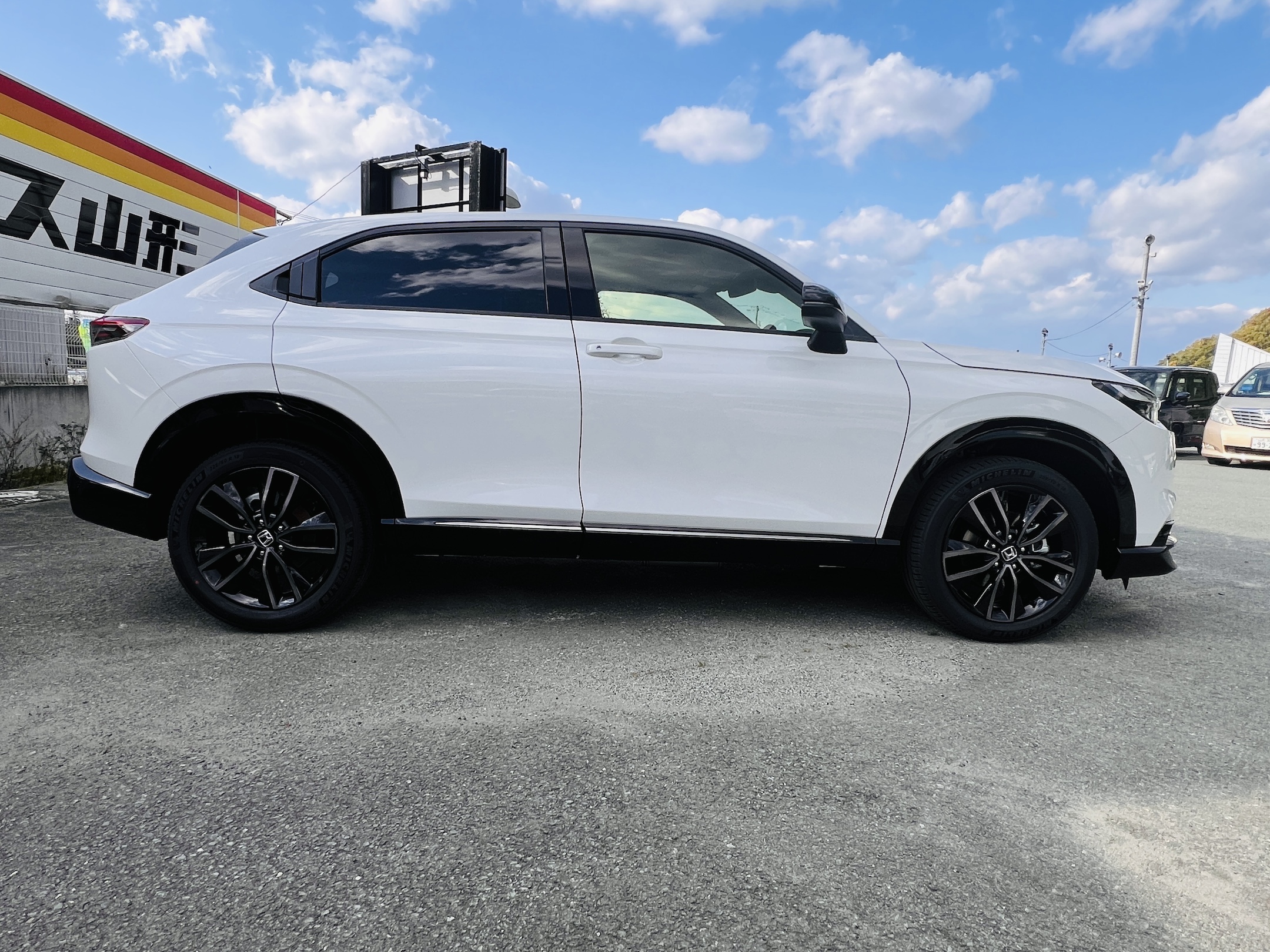 2025!!! HONDA VEZEL e:HEV RS 4WD