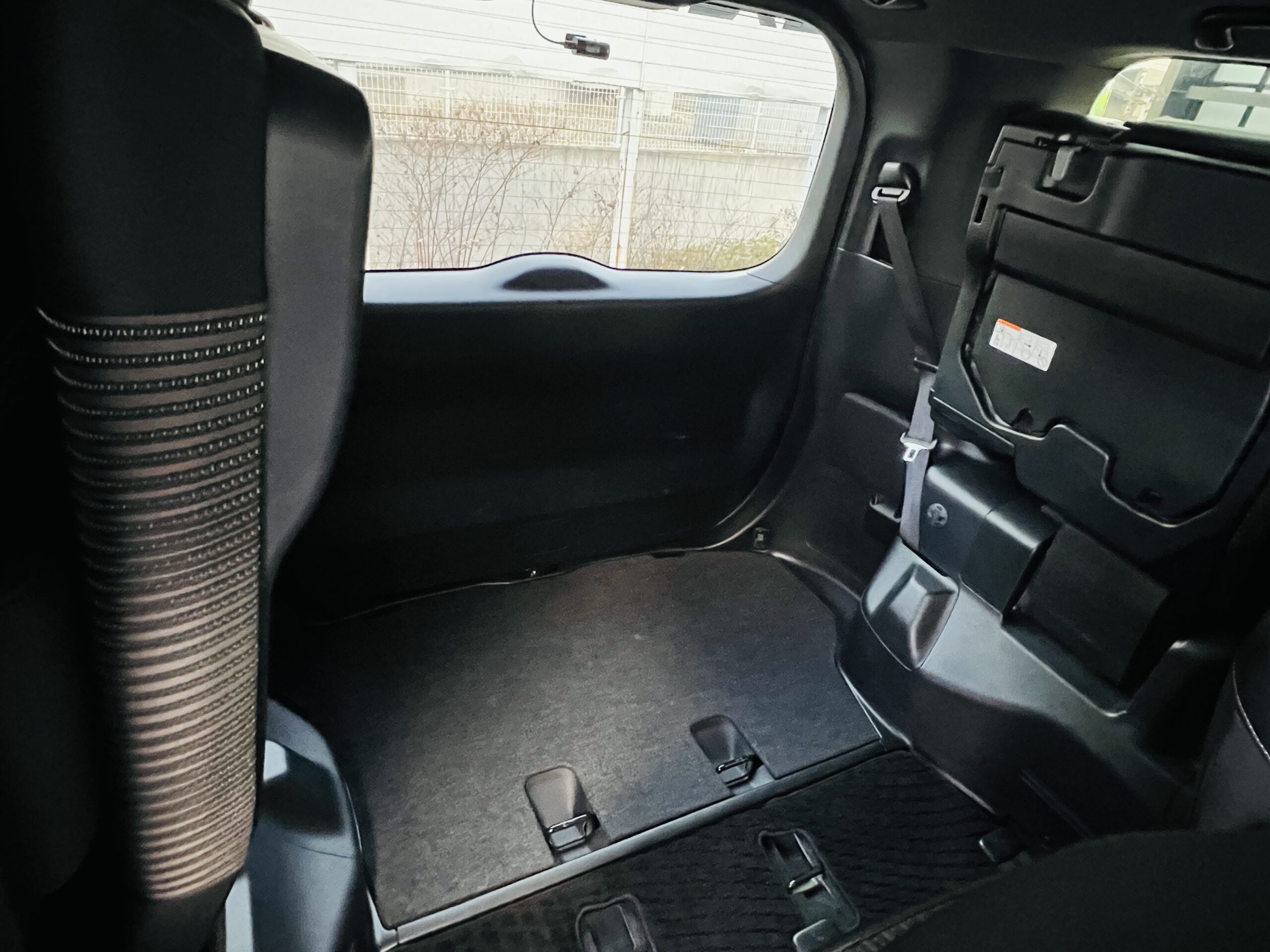 2019 TOYOTA VOXY 4WD