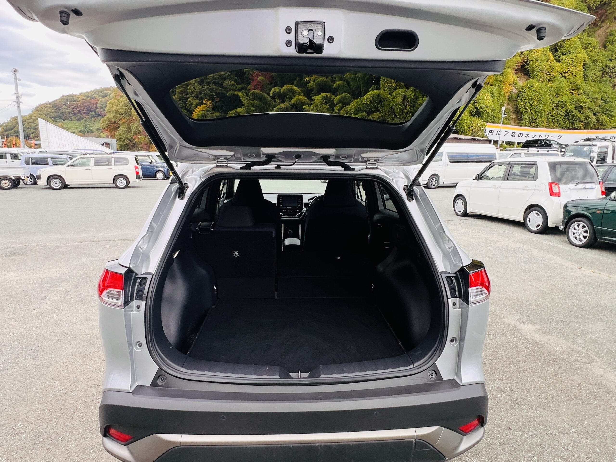 Toyota Corolla Cross 4WD Hybrid