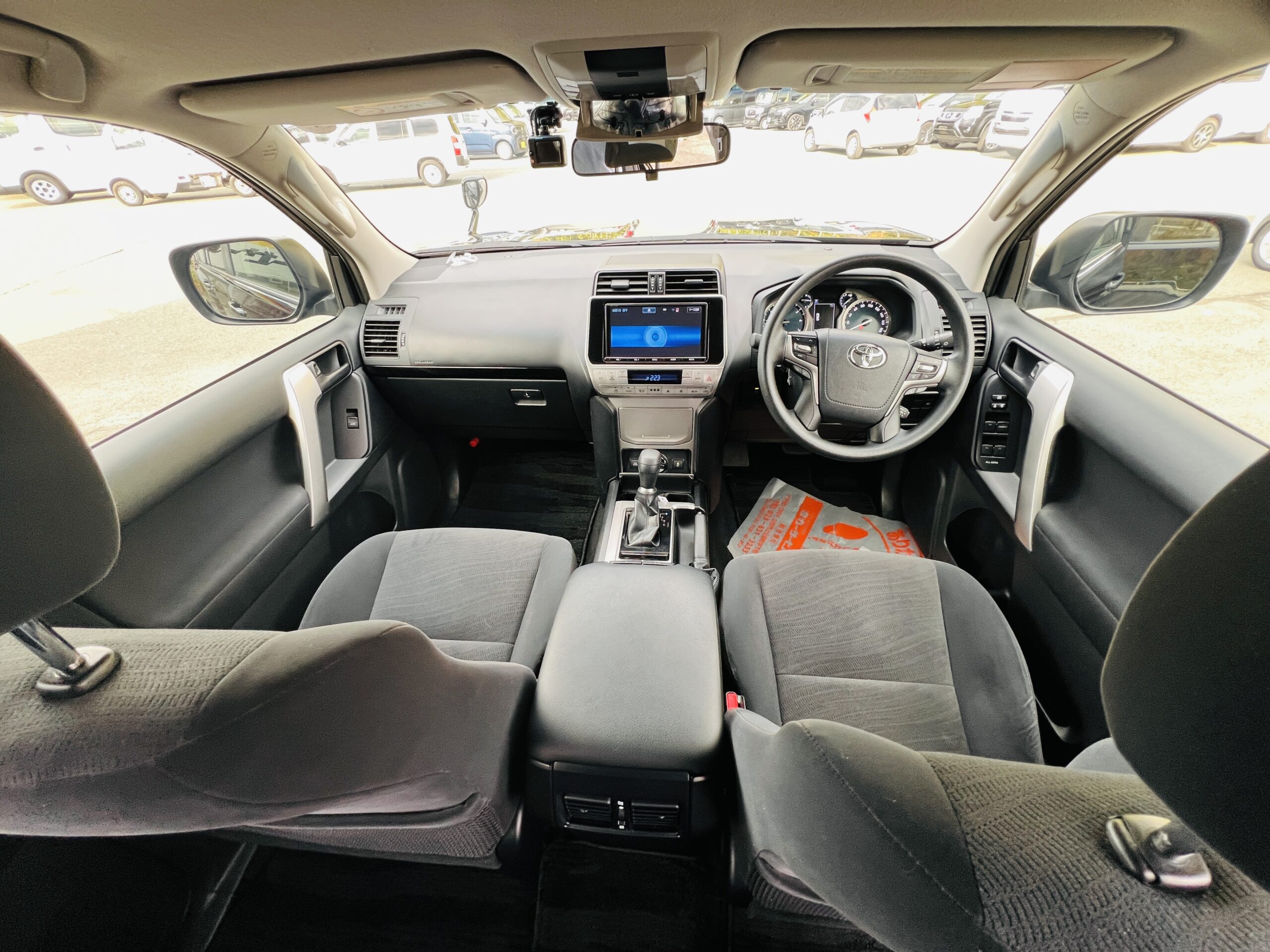 TOYOTA LAND CRUISER PRADO TX 4WD