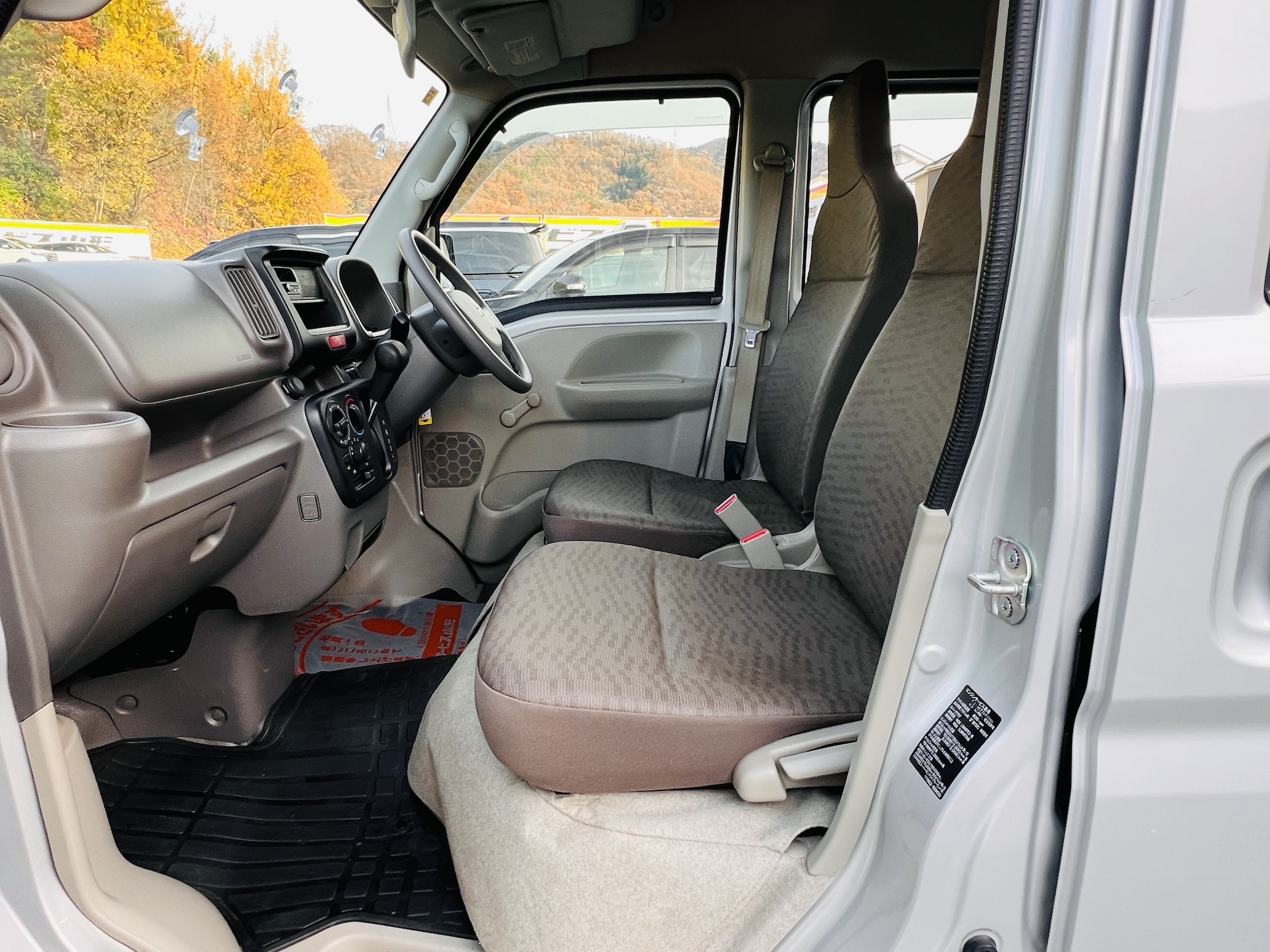 2019 MITSUBISHI MINICAB V M 4WD