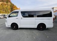 TOYOTA REGIUS ACE – SuperGL