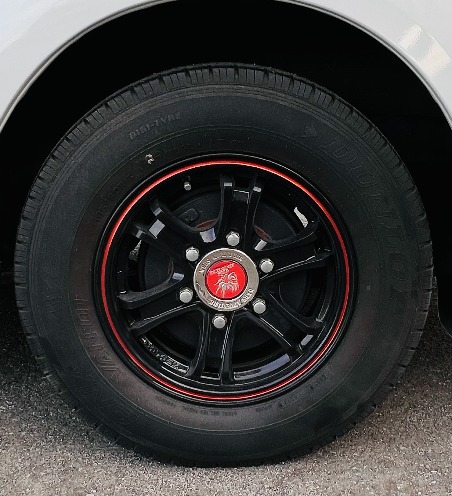 TOYOTA REGIUS ACE – SuperGL