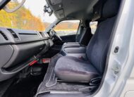 TOYOTA REGIUS ACE – SuperGL