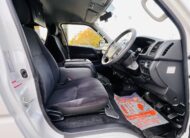 TOYOTA REGIUS ACE – SuperGL