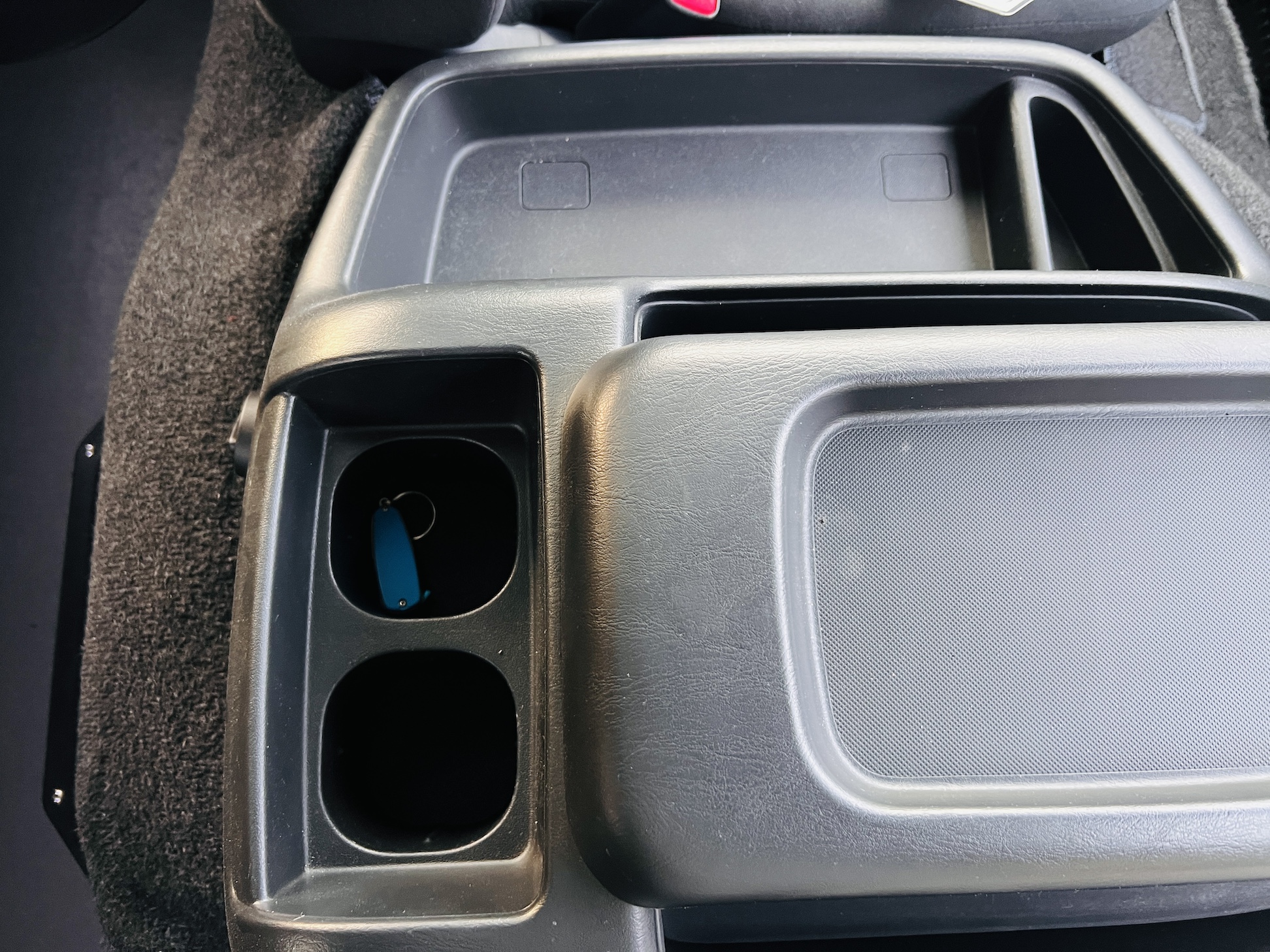 TOYOTA REGIUS ACE – SuperGL