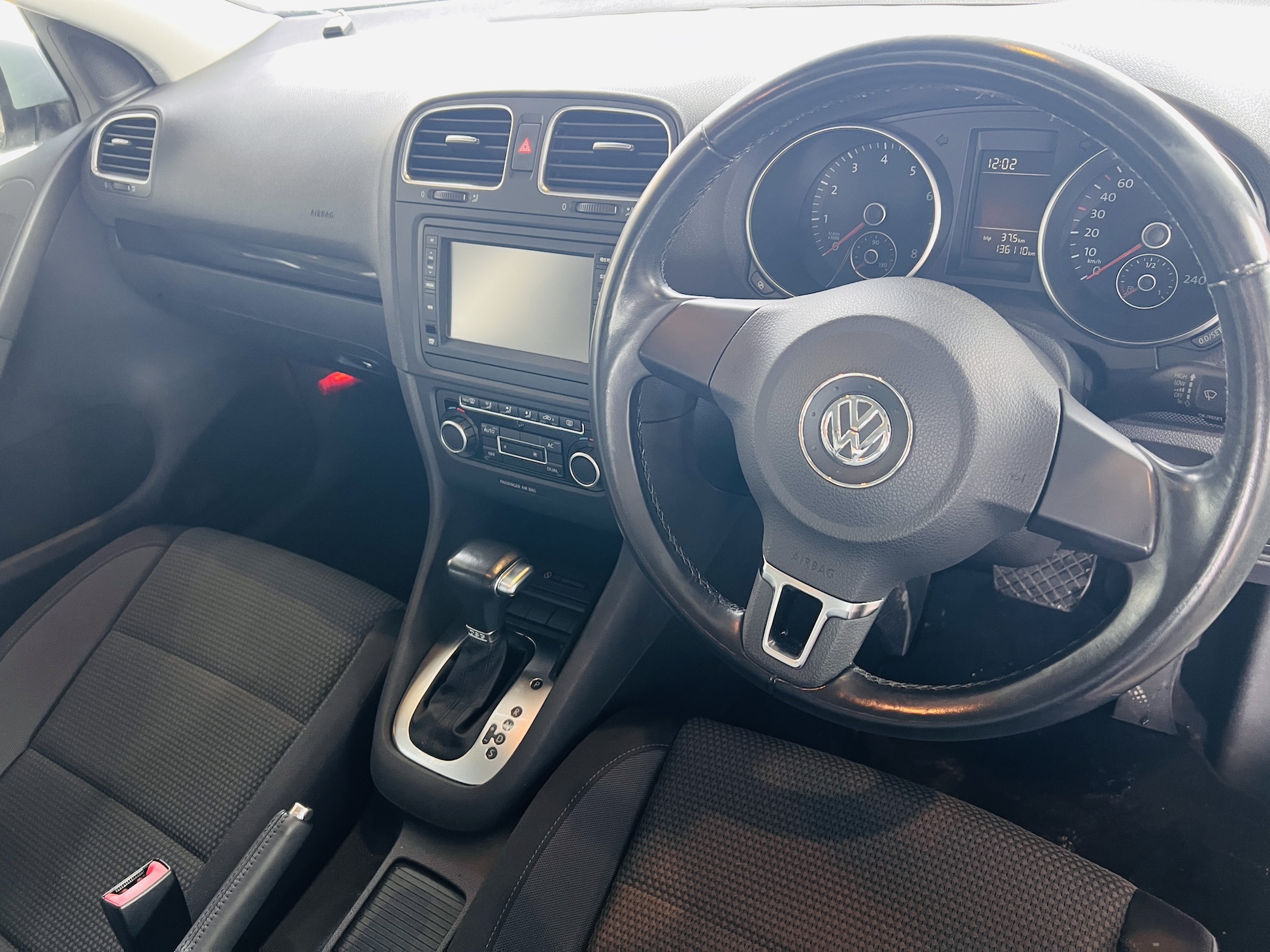 2010 VOLKSWAGEN GOLF TSI COMFORTLINE
