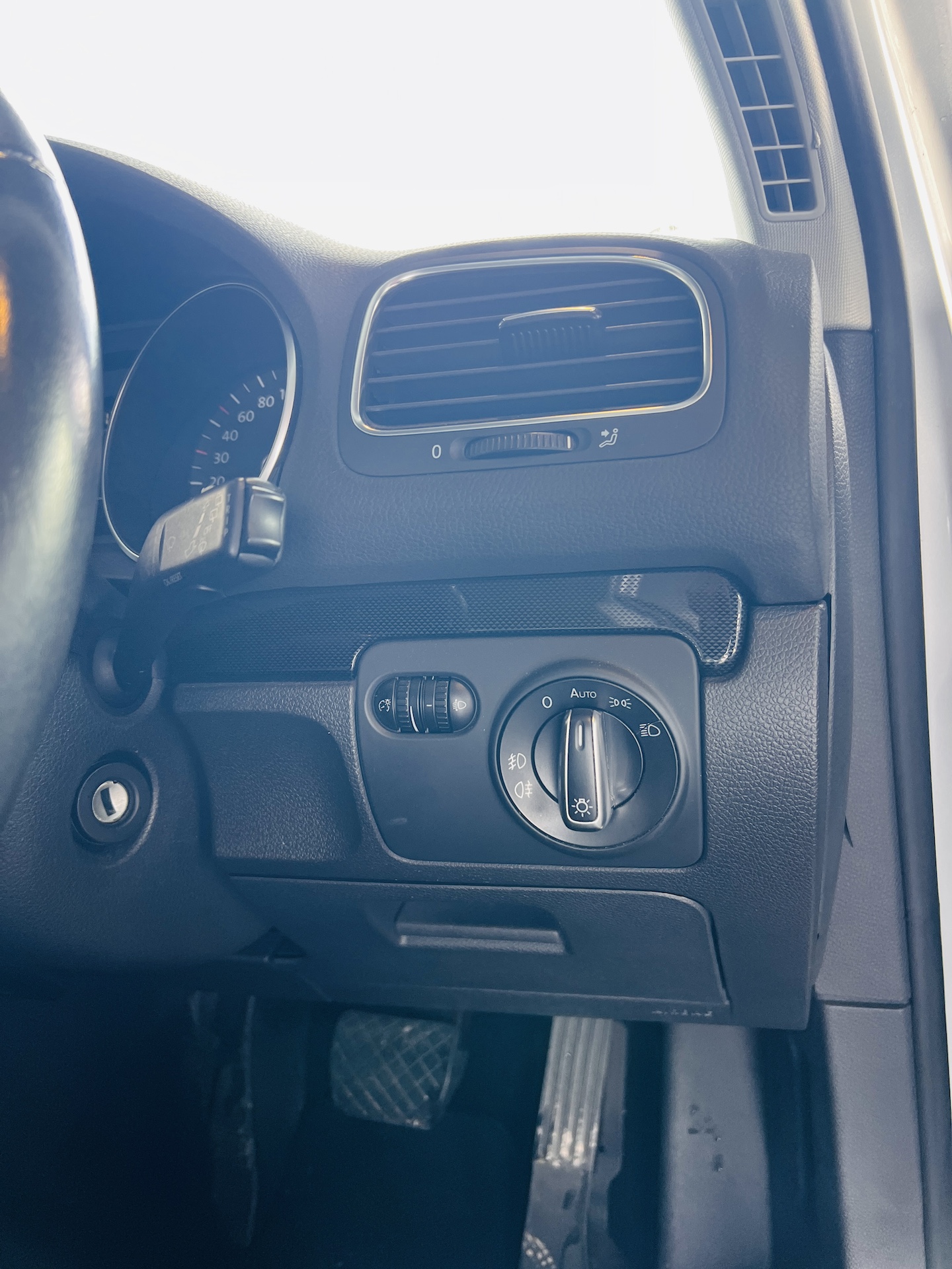 2010 VOLKSWAGEN GOLF TSI COMFORTLINE