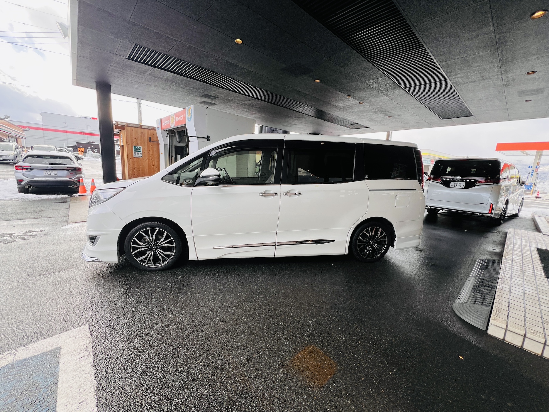 2019 TOYOTA ESQUIRE GI PREMIUM PACKAGE 4WD