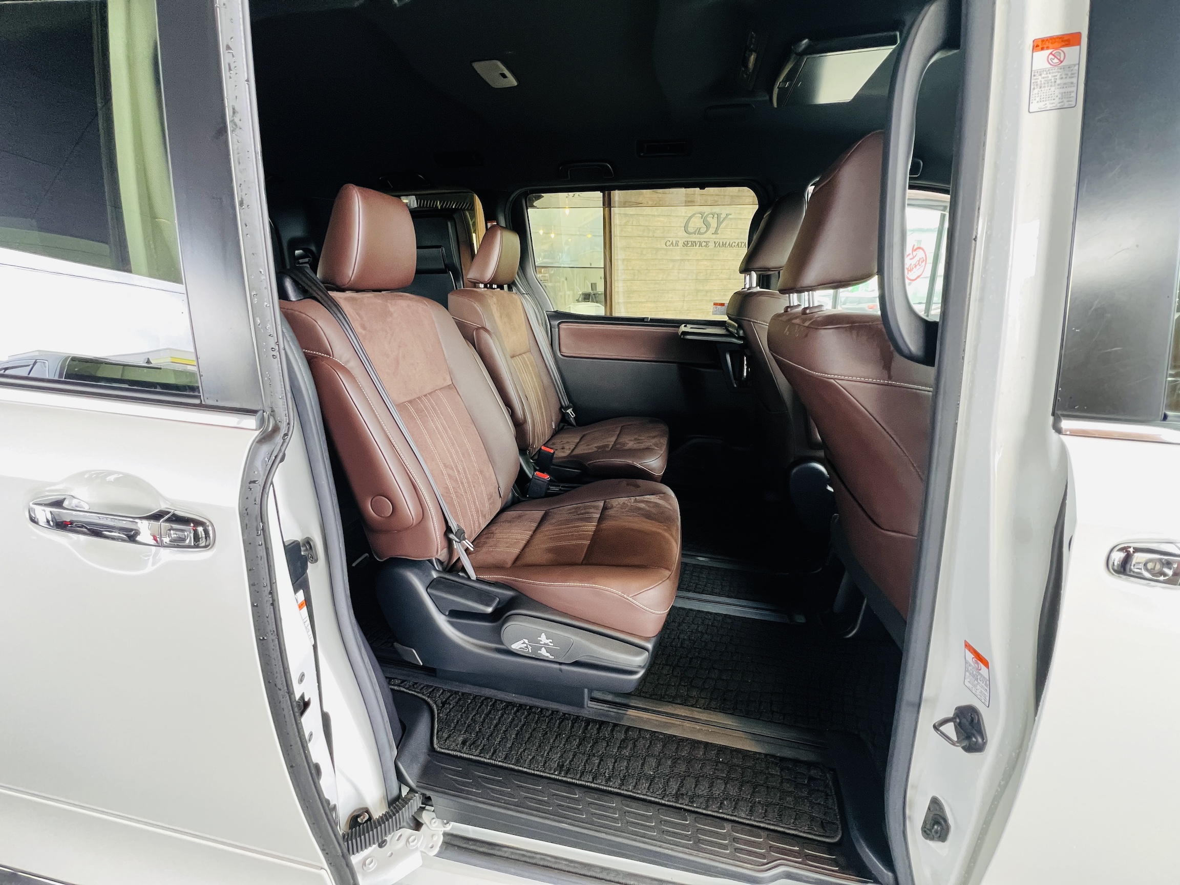 2019 TOYOTA ESQUIRE GI PREMIUM PACKAGE 4WD