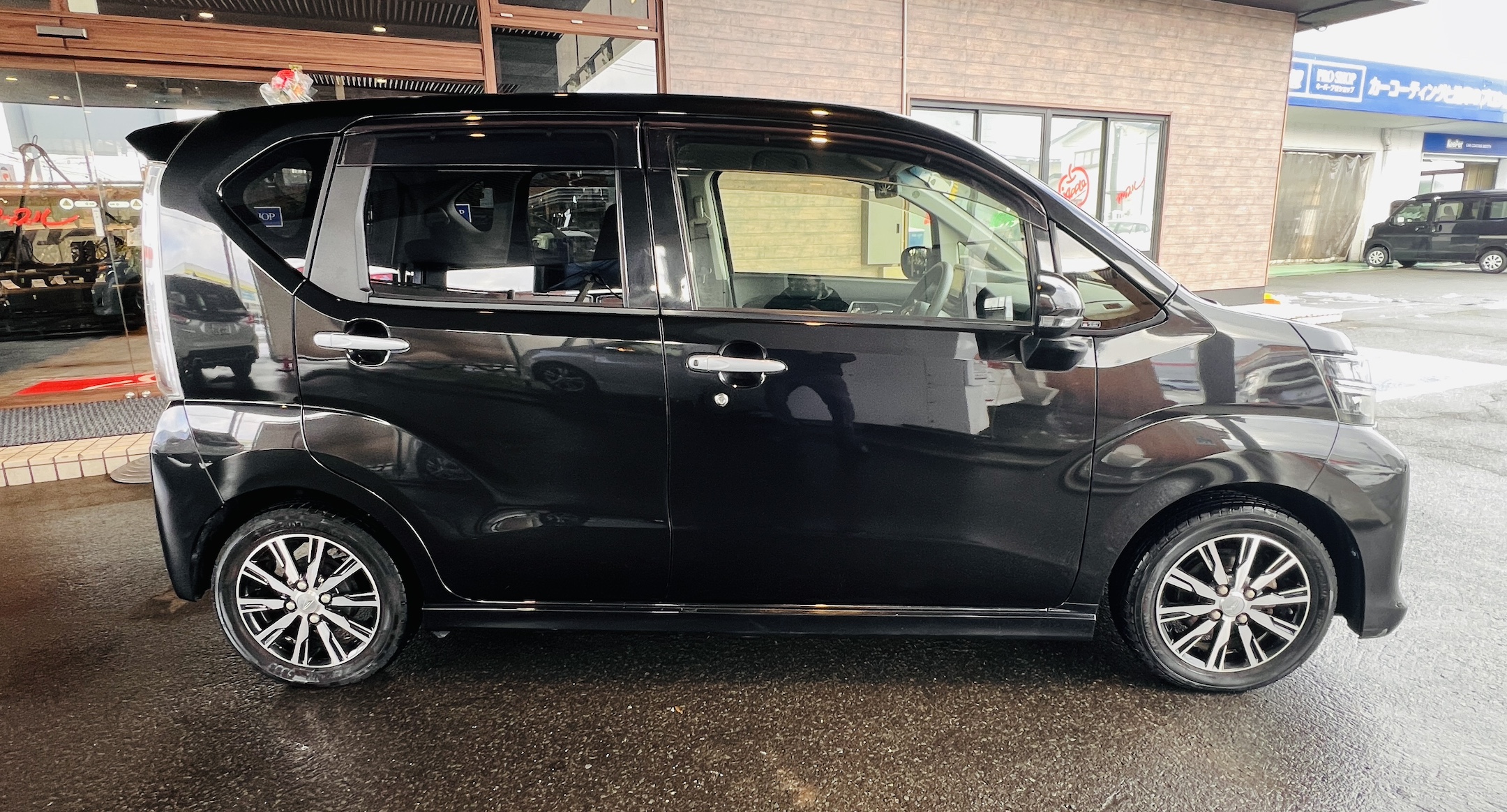 2017 DAIHATSU MOVE CUSTOM X LIMITED SA III