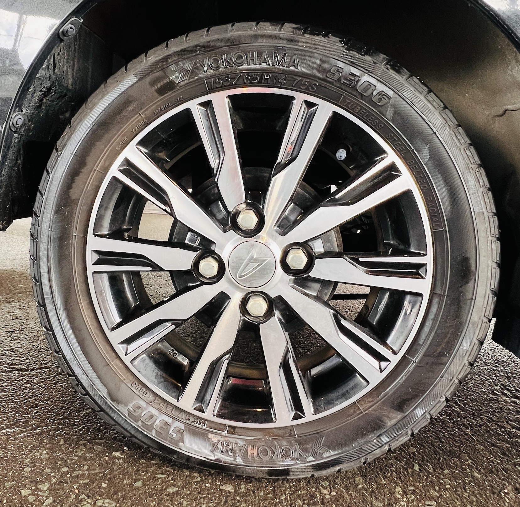 2017 DAIHATSU MOVE CUSTOM X LIMITED SA III