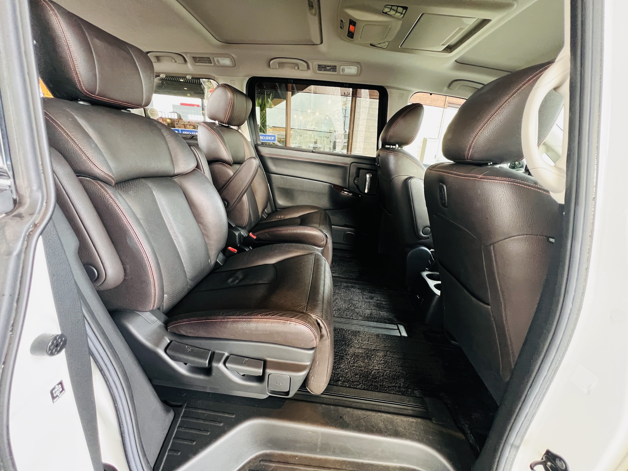 2011 NISSAN ELGRAND 350 HIGHWAY STAR PREMIUM