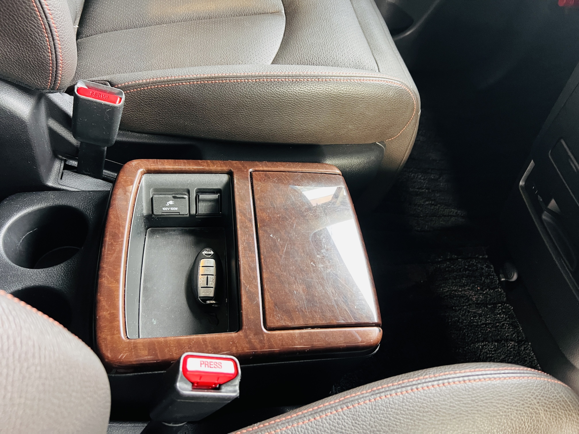 2011 NISSAN ELGRAND 350 HIGHWAY STAR PREMIUM