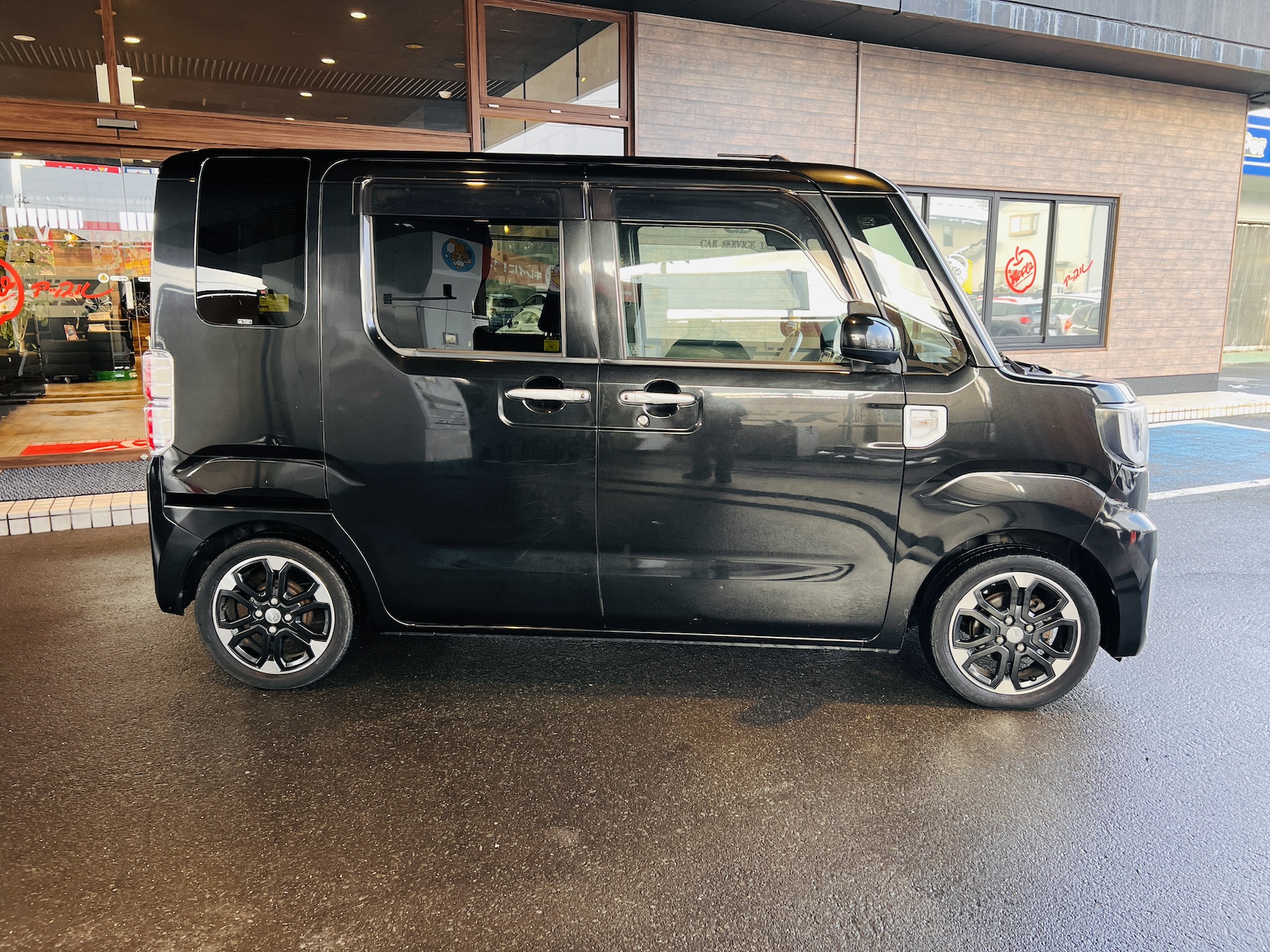 2015 DAIHATSU WAKE G