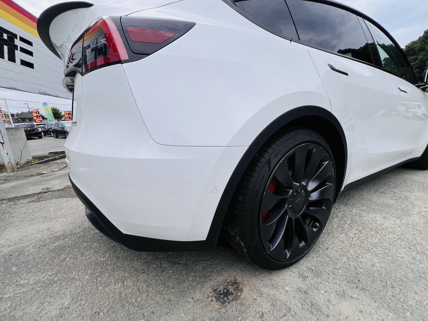 2023 TESLA MODEL Y