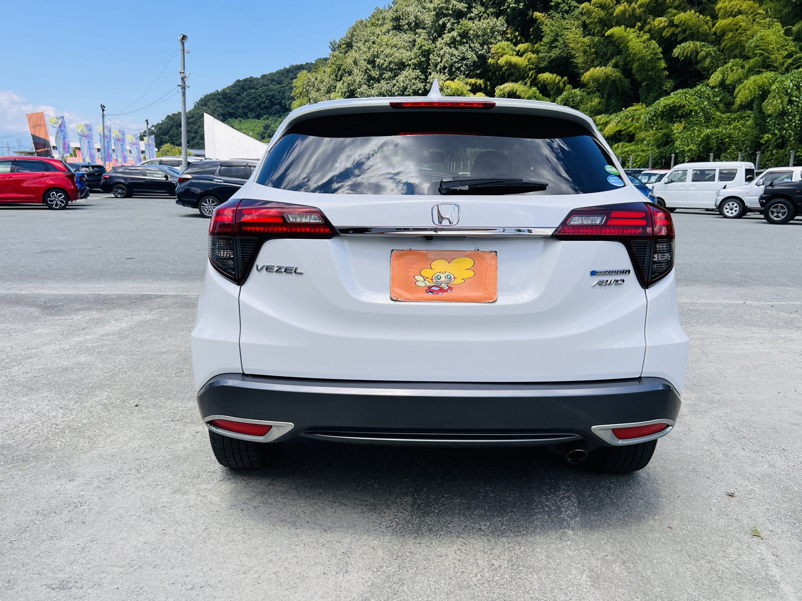 2019 HONDA VEZEL  – HYBRID X 4WD