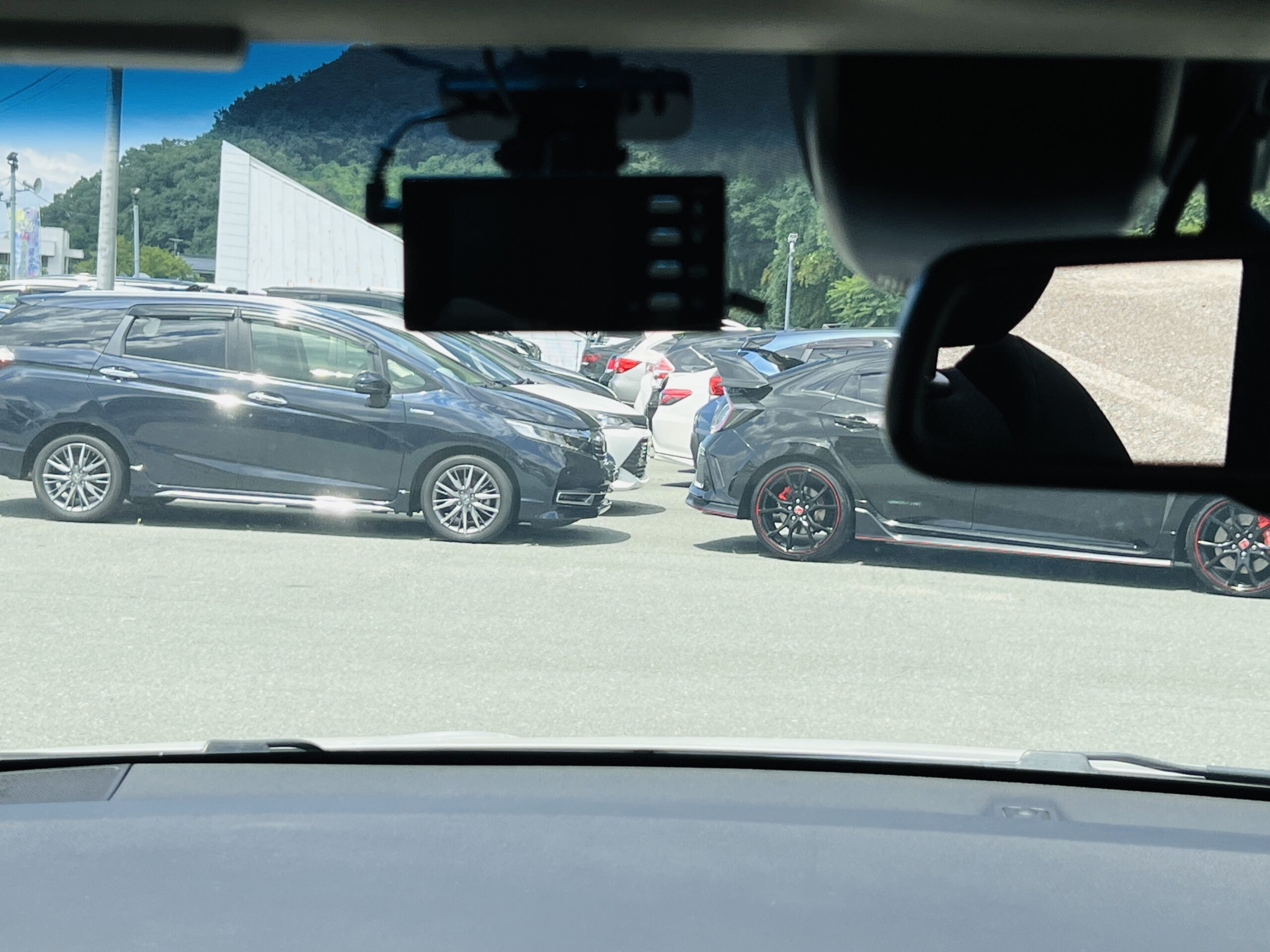 2019 HONDA VEZEL  – HYBRID X 4WD