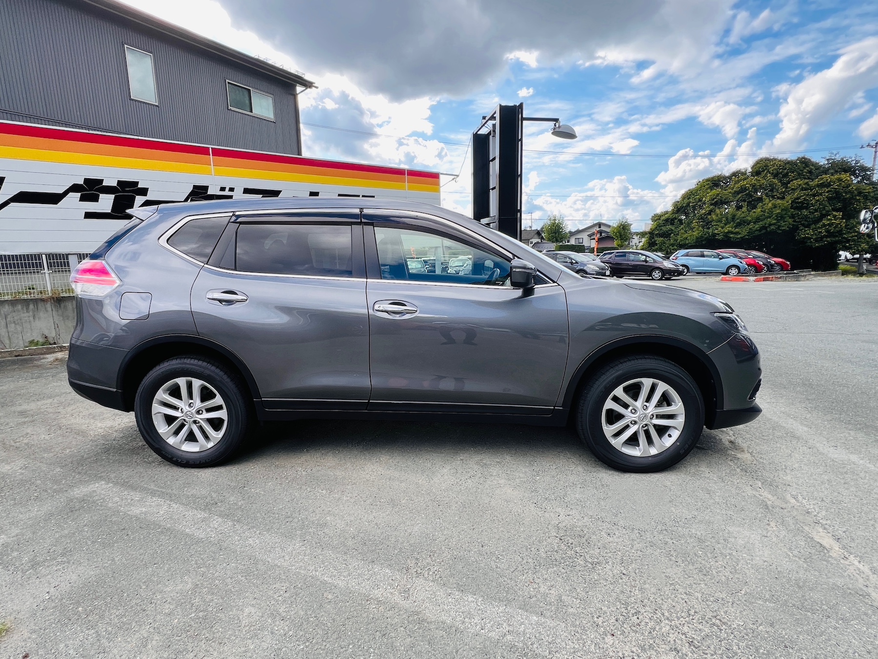 2018 NiSSAN X-TRAIL 20S