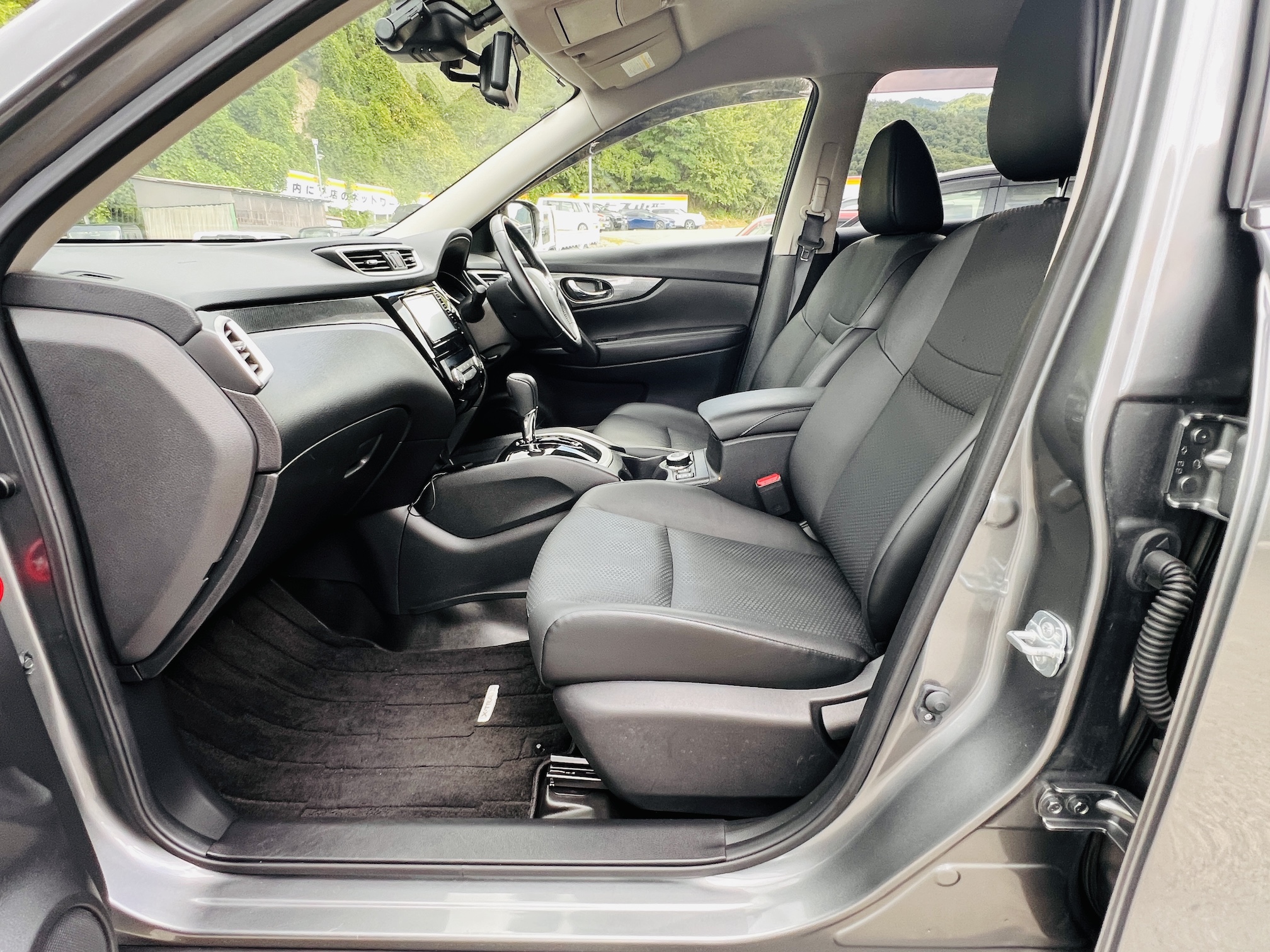 2018 NiSSAN X-TRAIL 20S