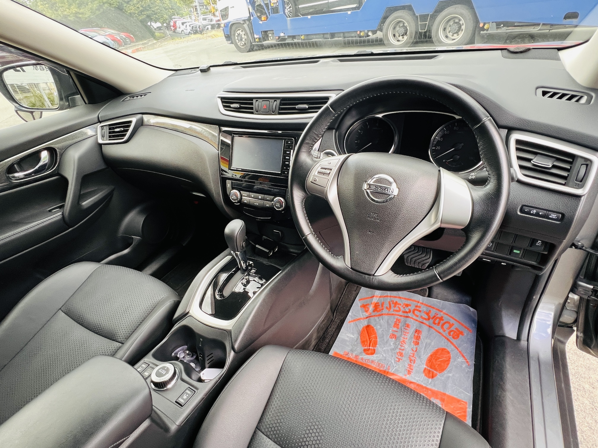 2018 NiSSAN X-TRAIL 20S