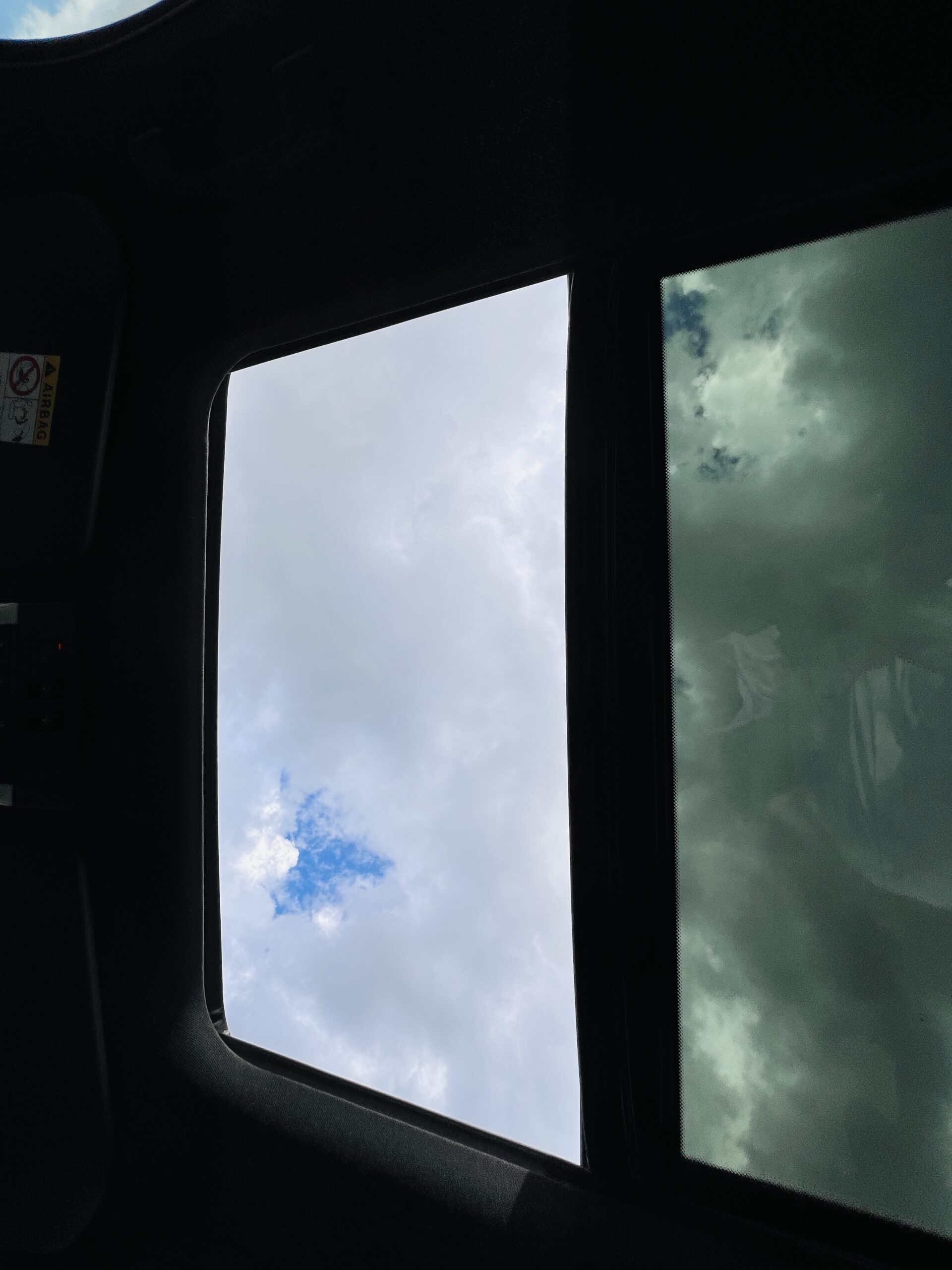 2023 MITSUBISHI OUTLANDER