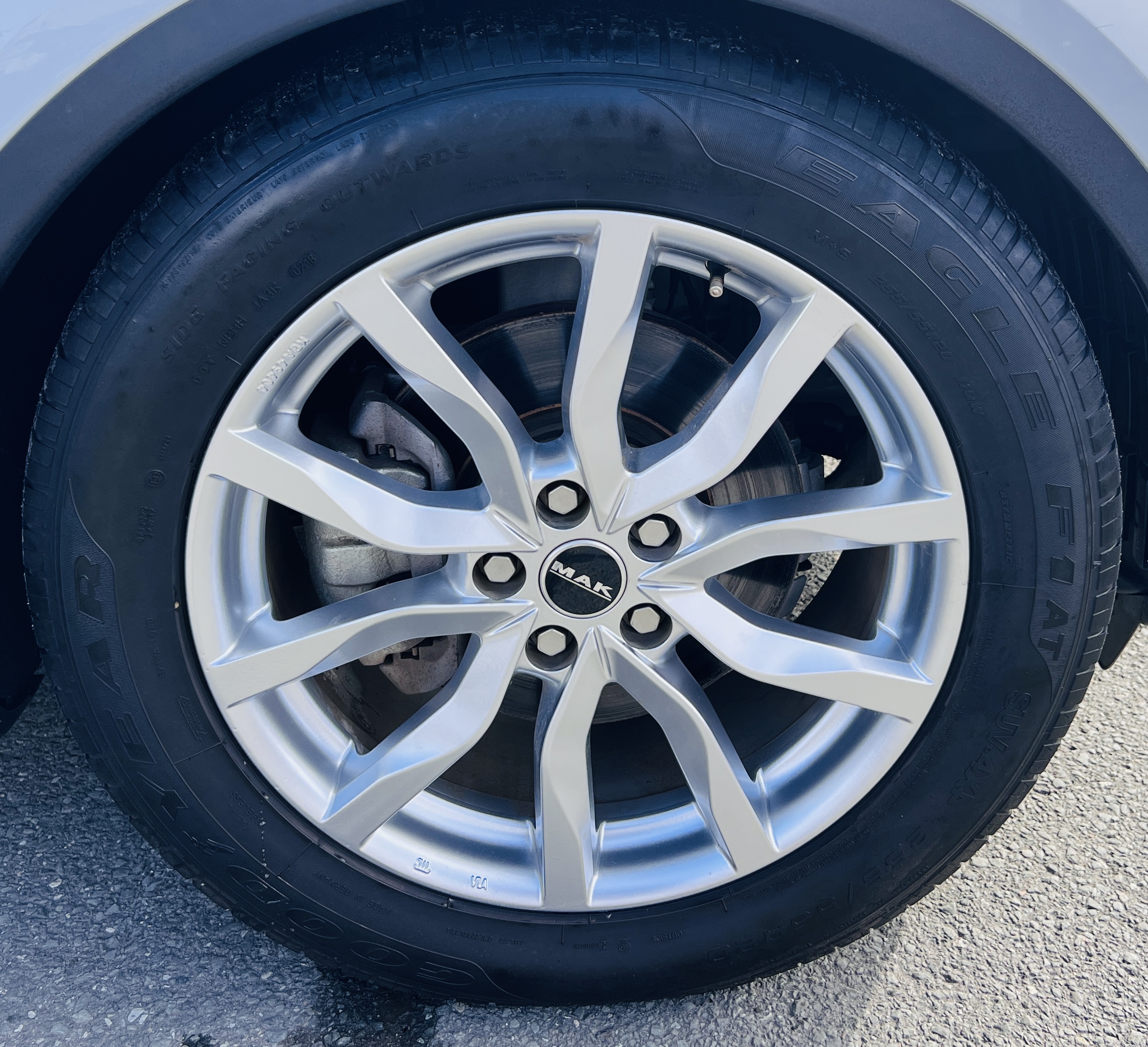 2019 LAND ROVER DISCOVERY