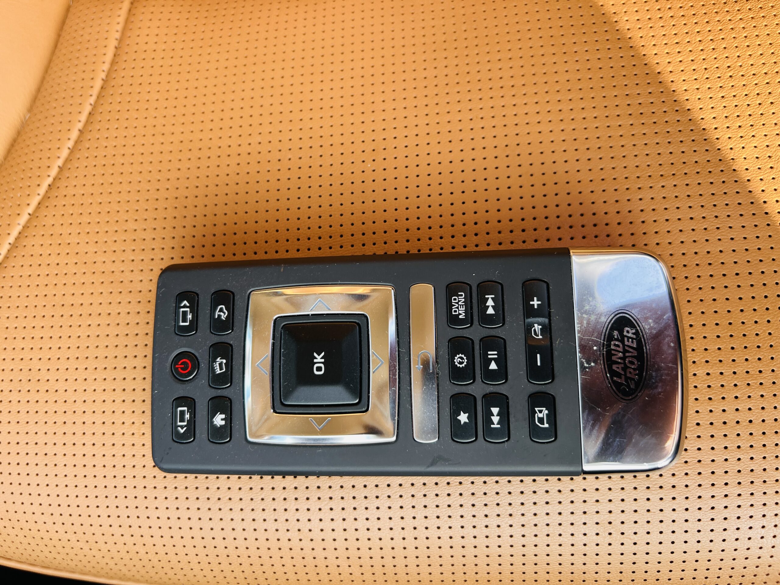 2019 LAND ROVER DISCOVERY