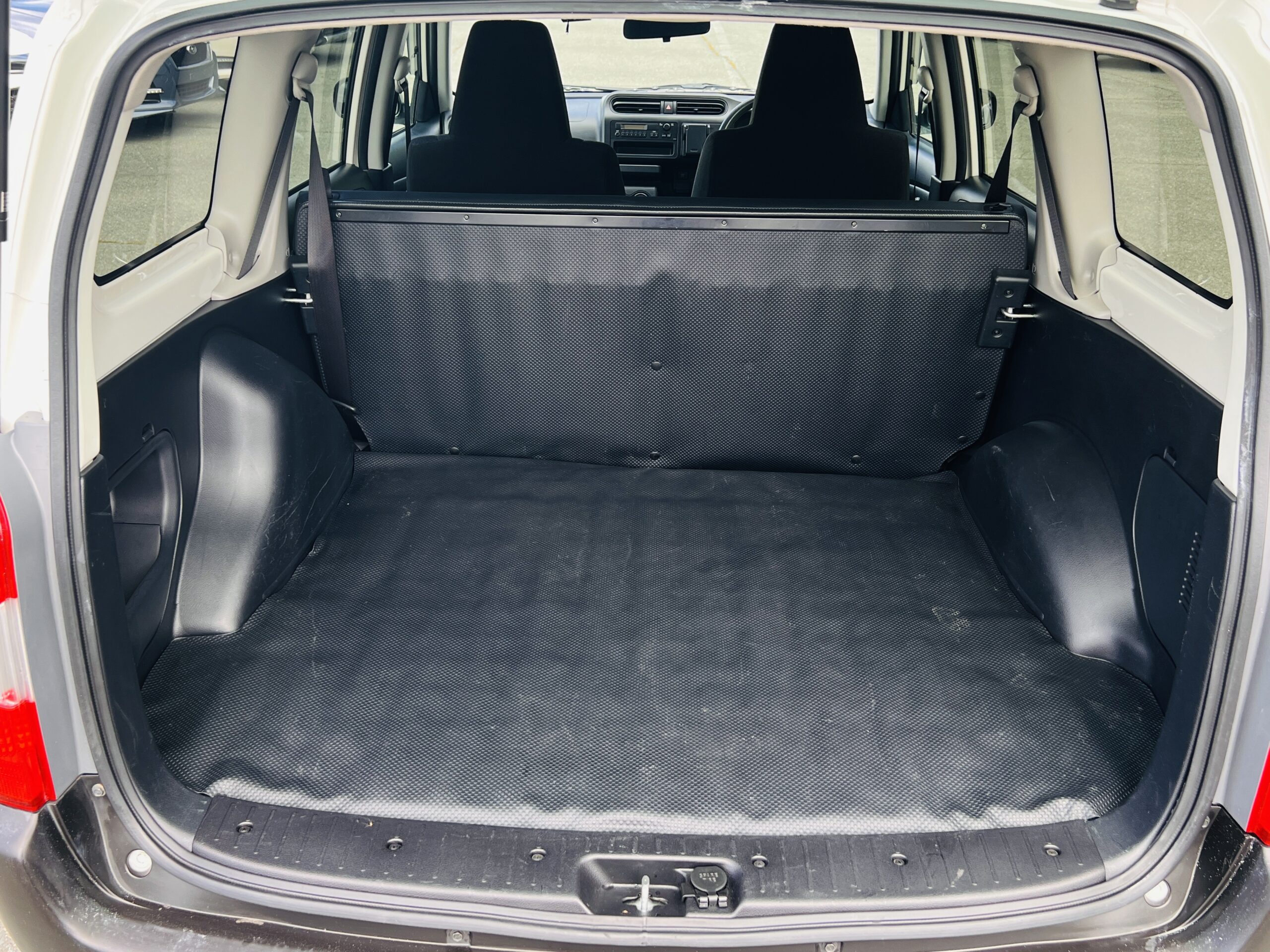 2019 TOYOTA SUCCEED TX 4WD