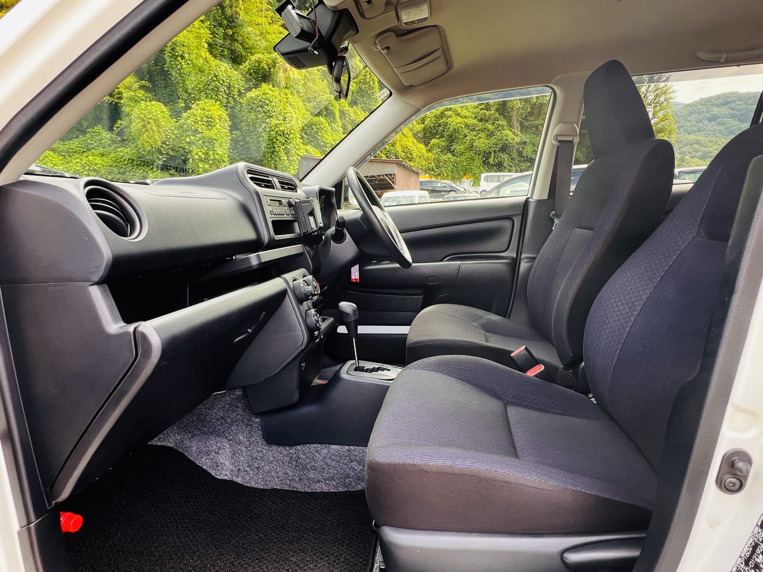 2019 TOYOTA SUCCEED TX 4WD