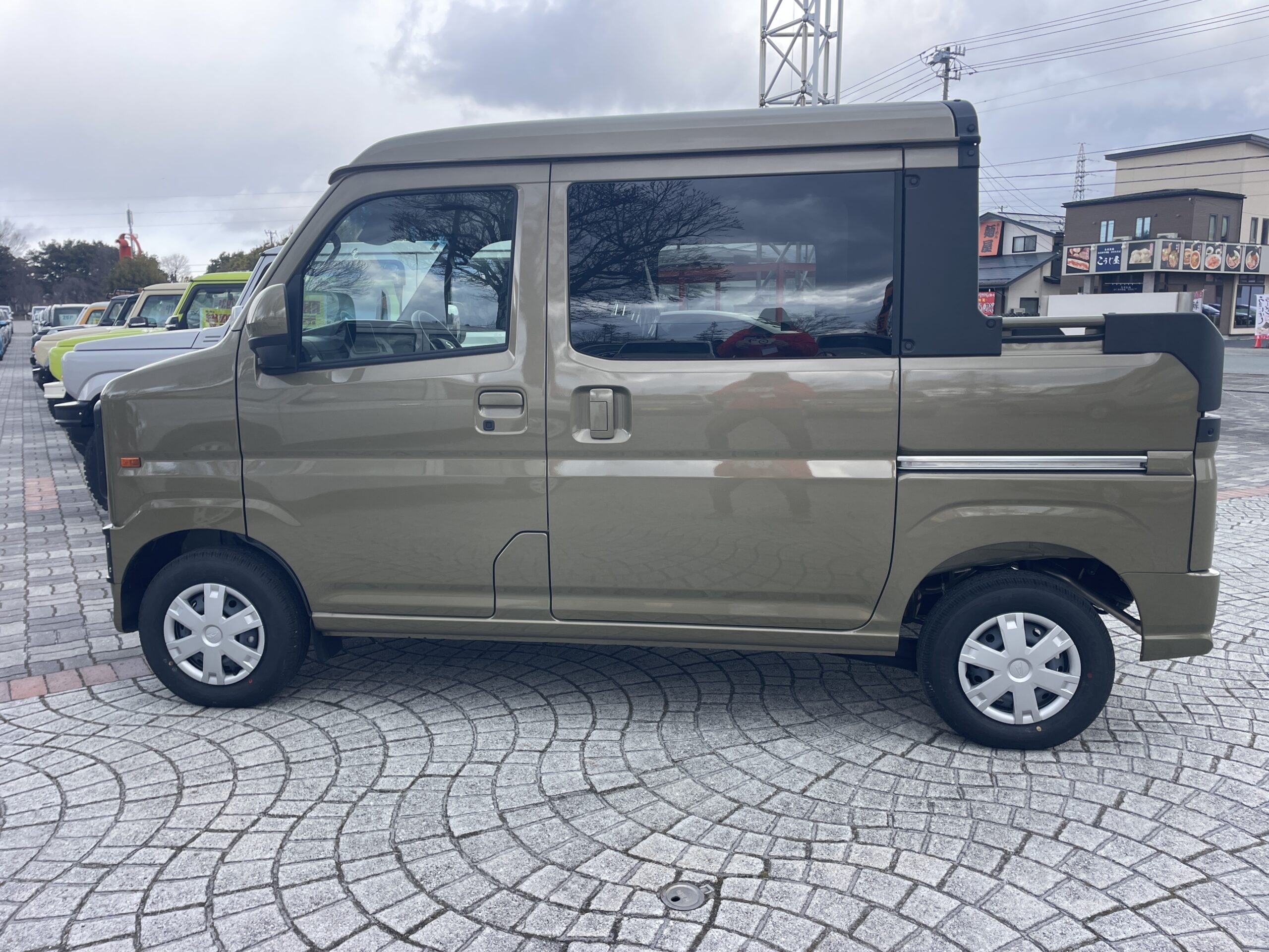 2024 DAIHATSU HIJET CARGO DECK VAN G 4WD