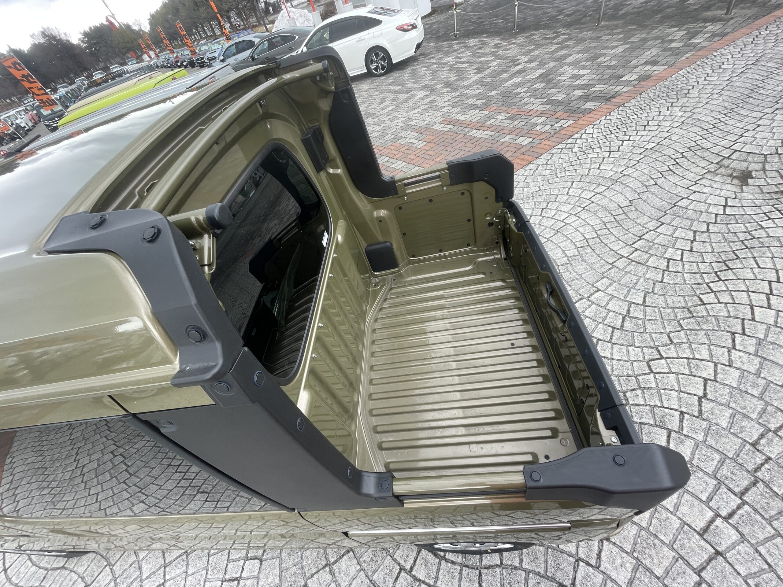 2024 DAIHATSU HIJET CARGO DECK VAN G 4WD