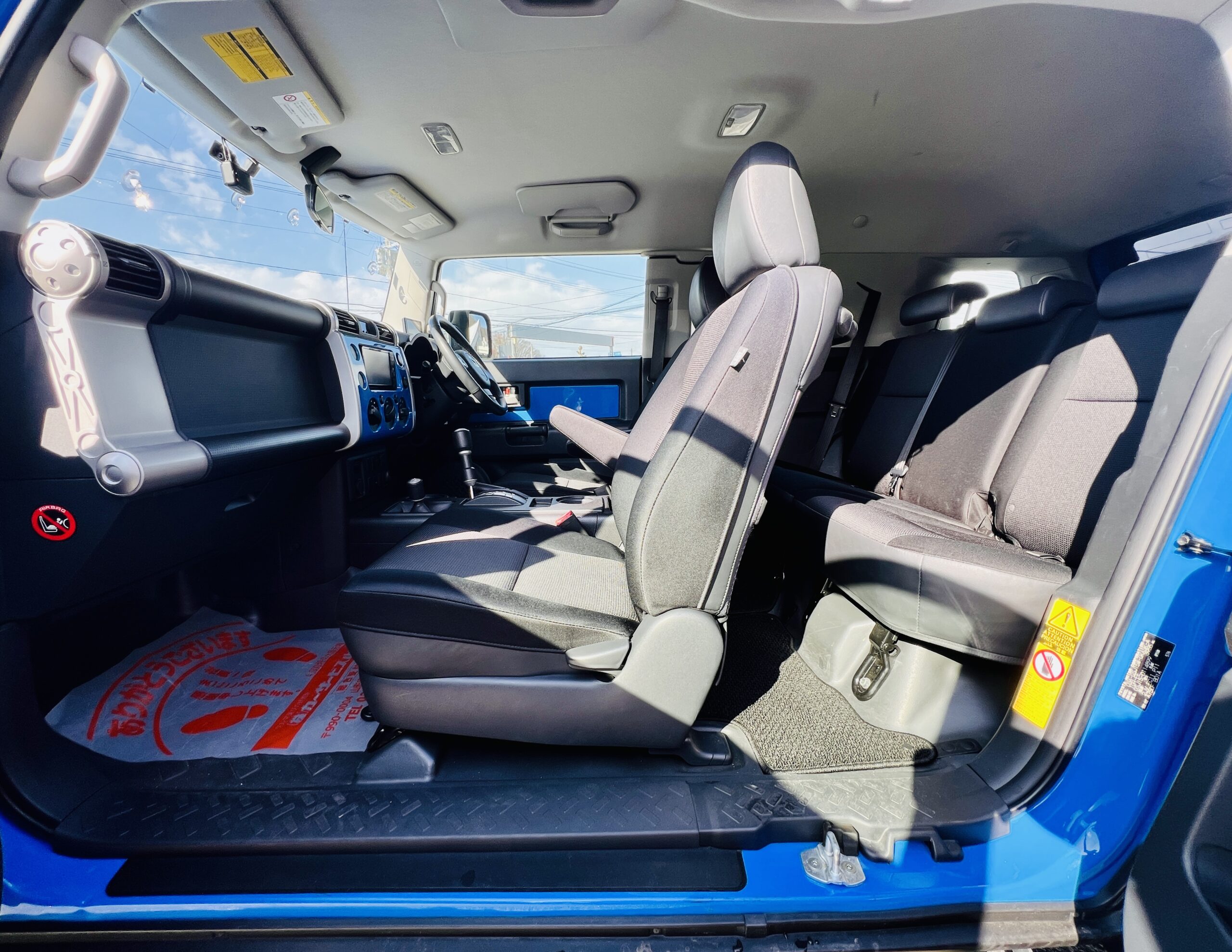 2011 TOYOTA FJ CRUISER COLOUR PACKAGE 4WD