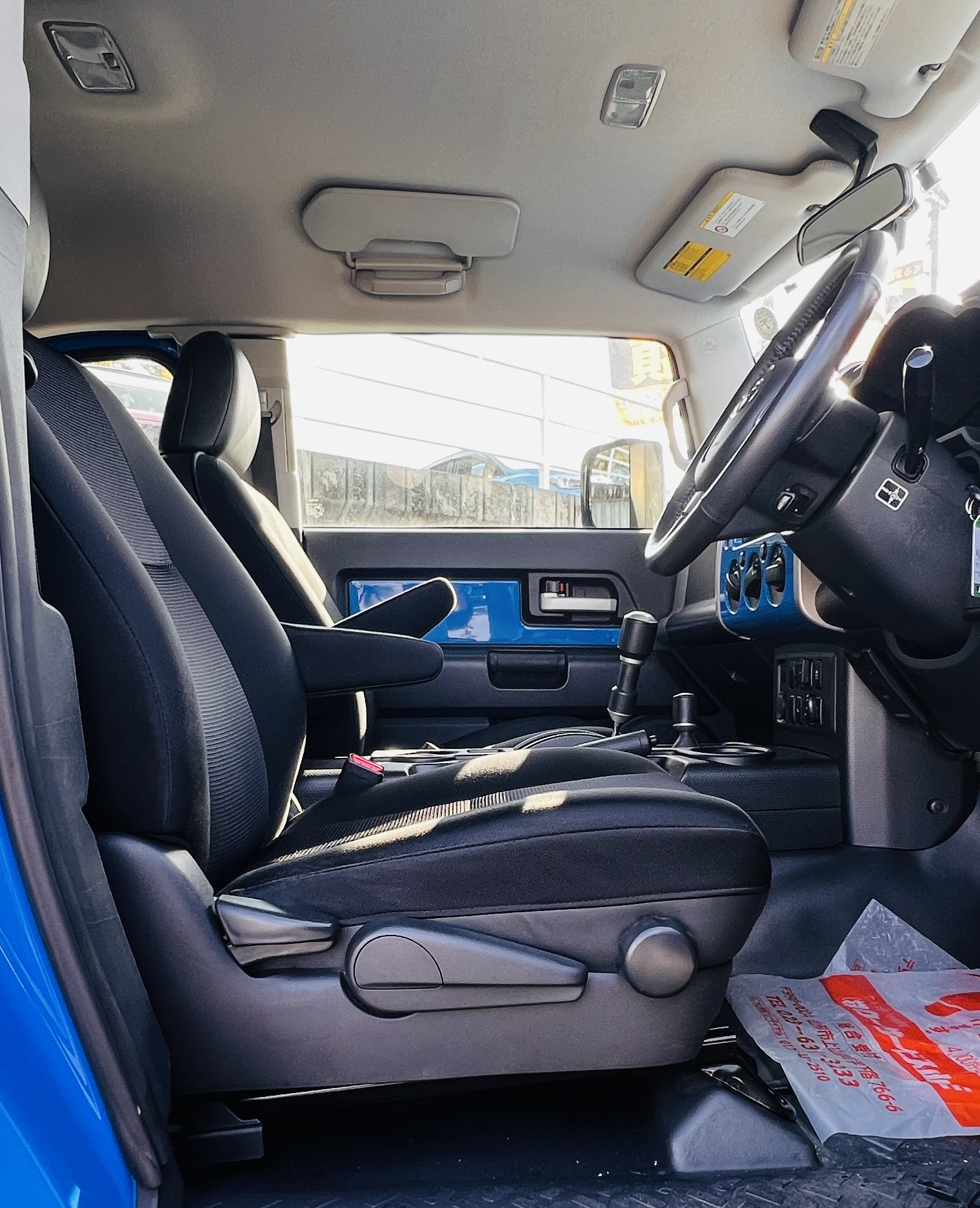 2011 TOYOTA FJ CRUISER COLOUR PACKAGE 4WD