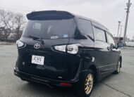 2017 TOYOTA SIENTA G 4WD