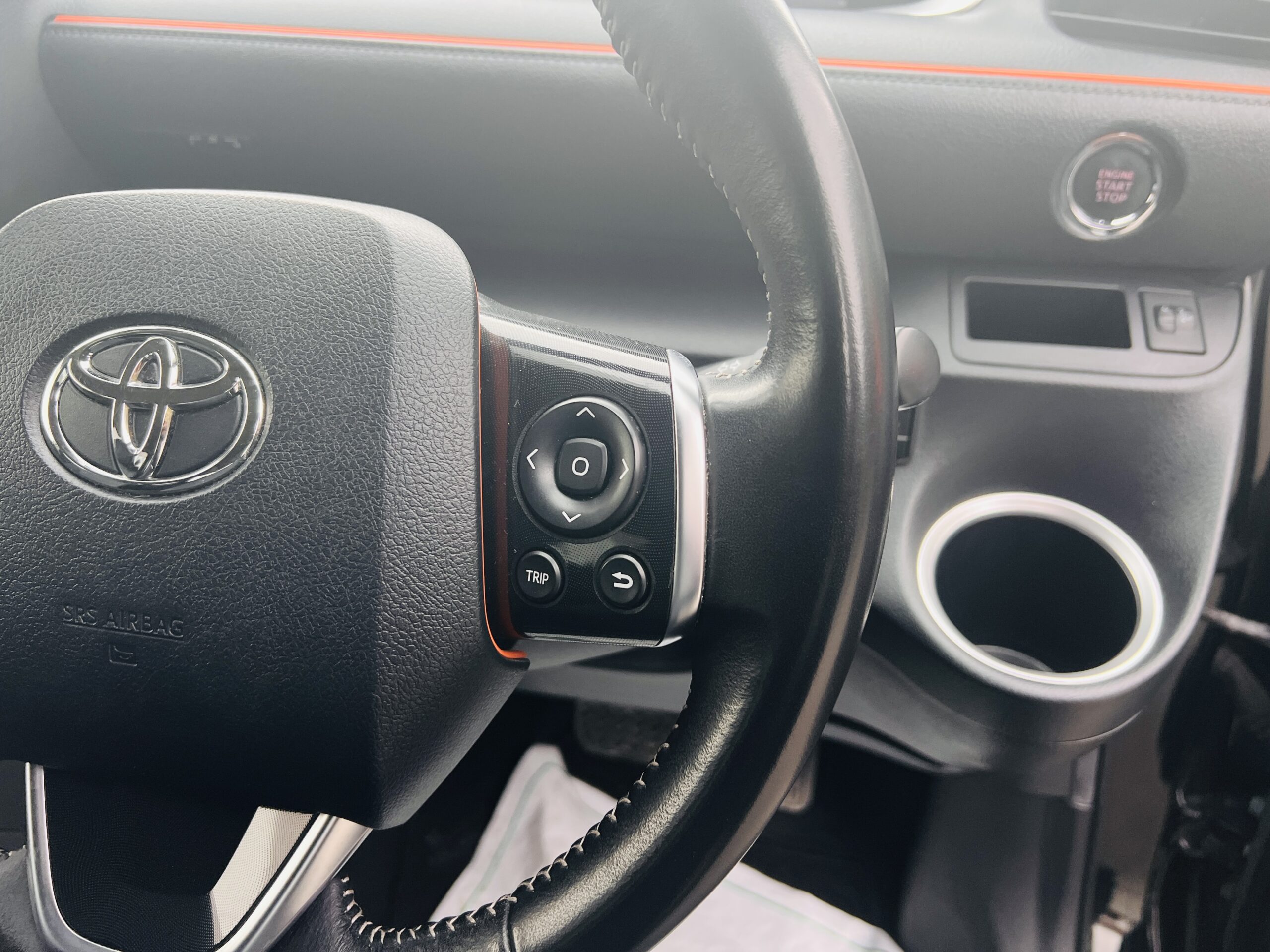 2017 TOYOTA SIENTA G 4WD