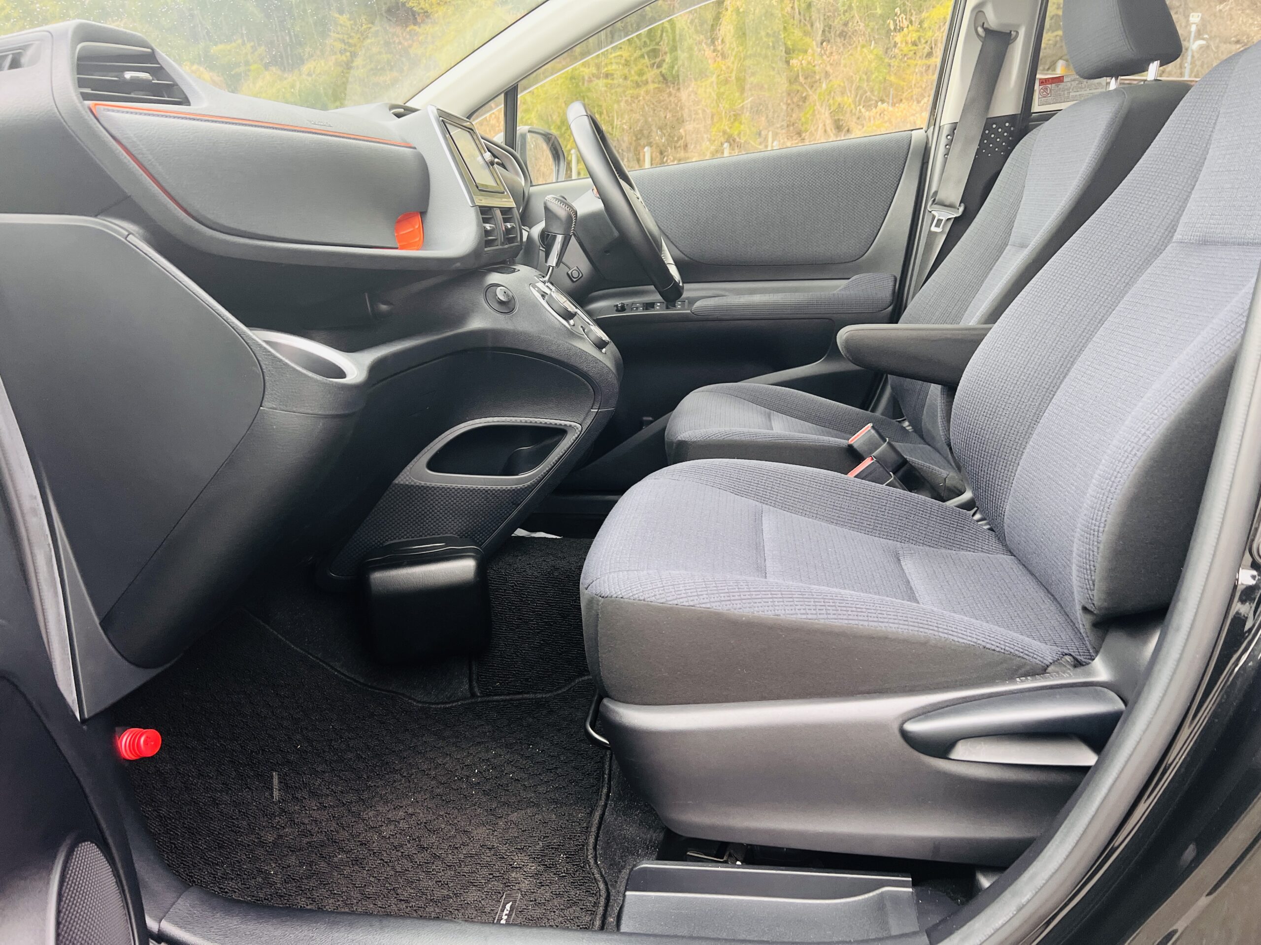 2017 TOYOTA SIENTA G 4WD