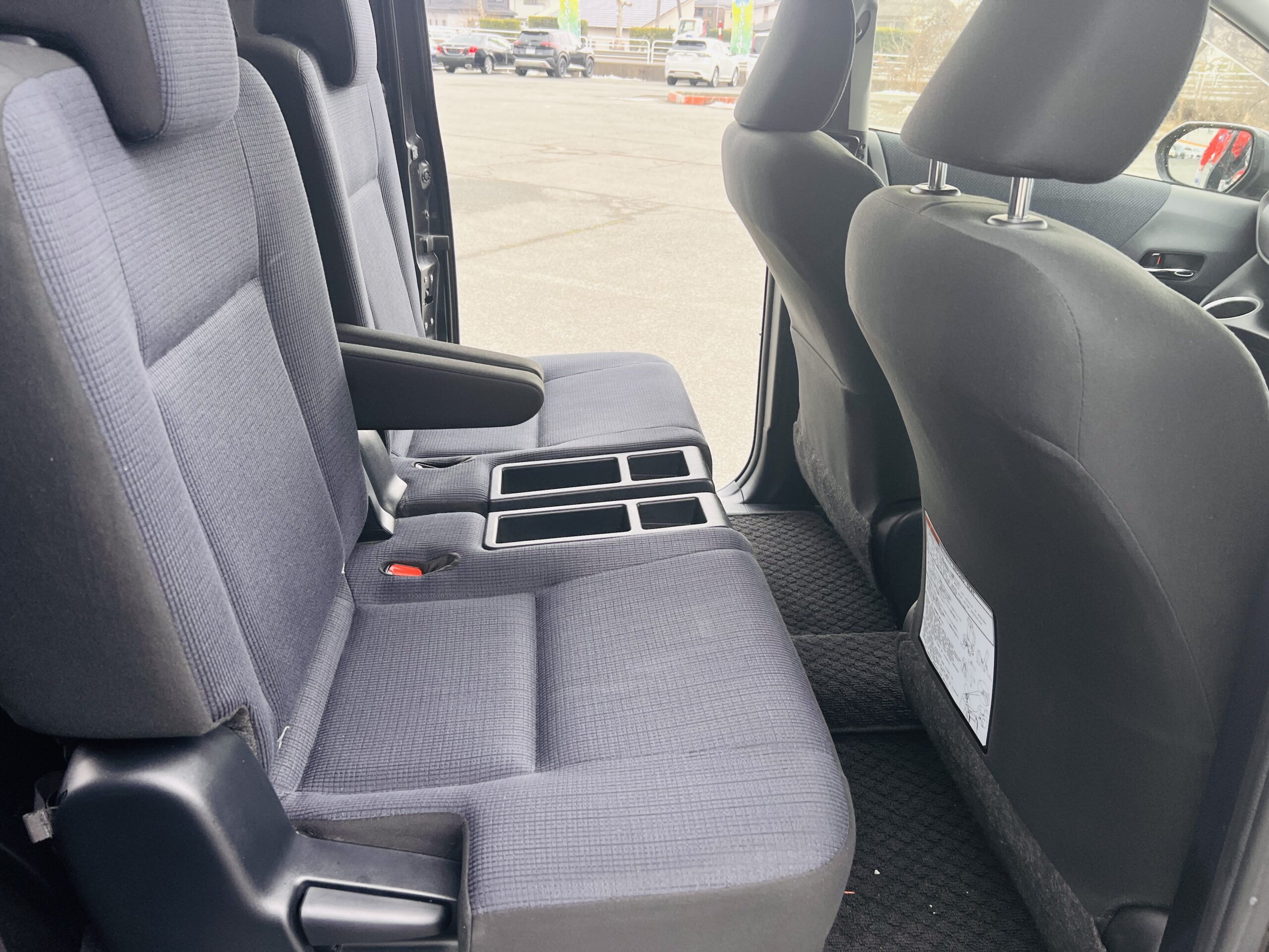 2017 TOYOTA SIENTA G 4WD