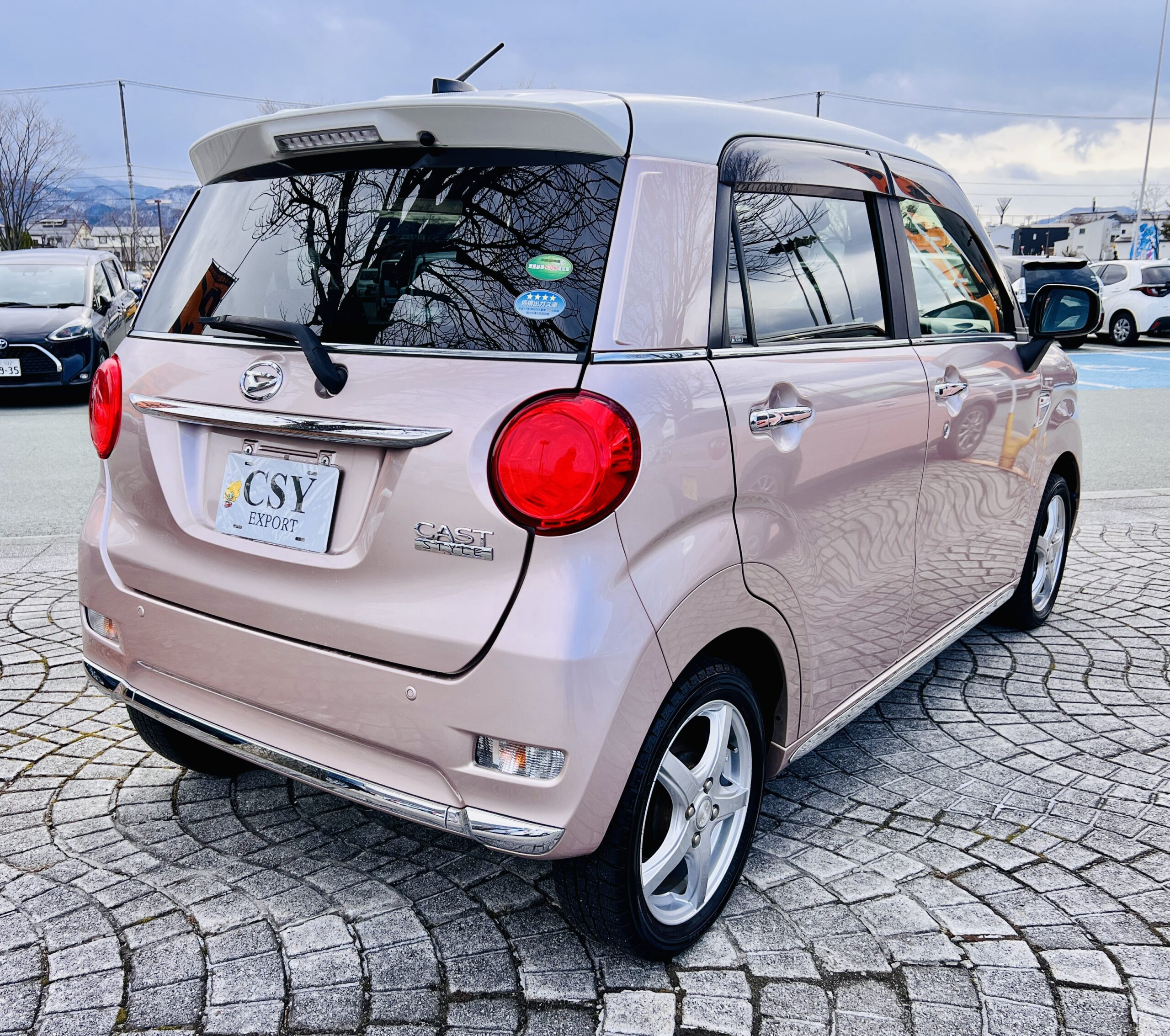 2018 DAIHATSU CAST STYLE X SAIII 4WD