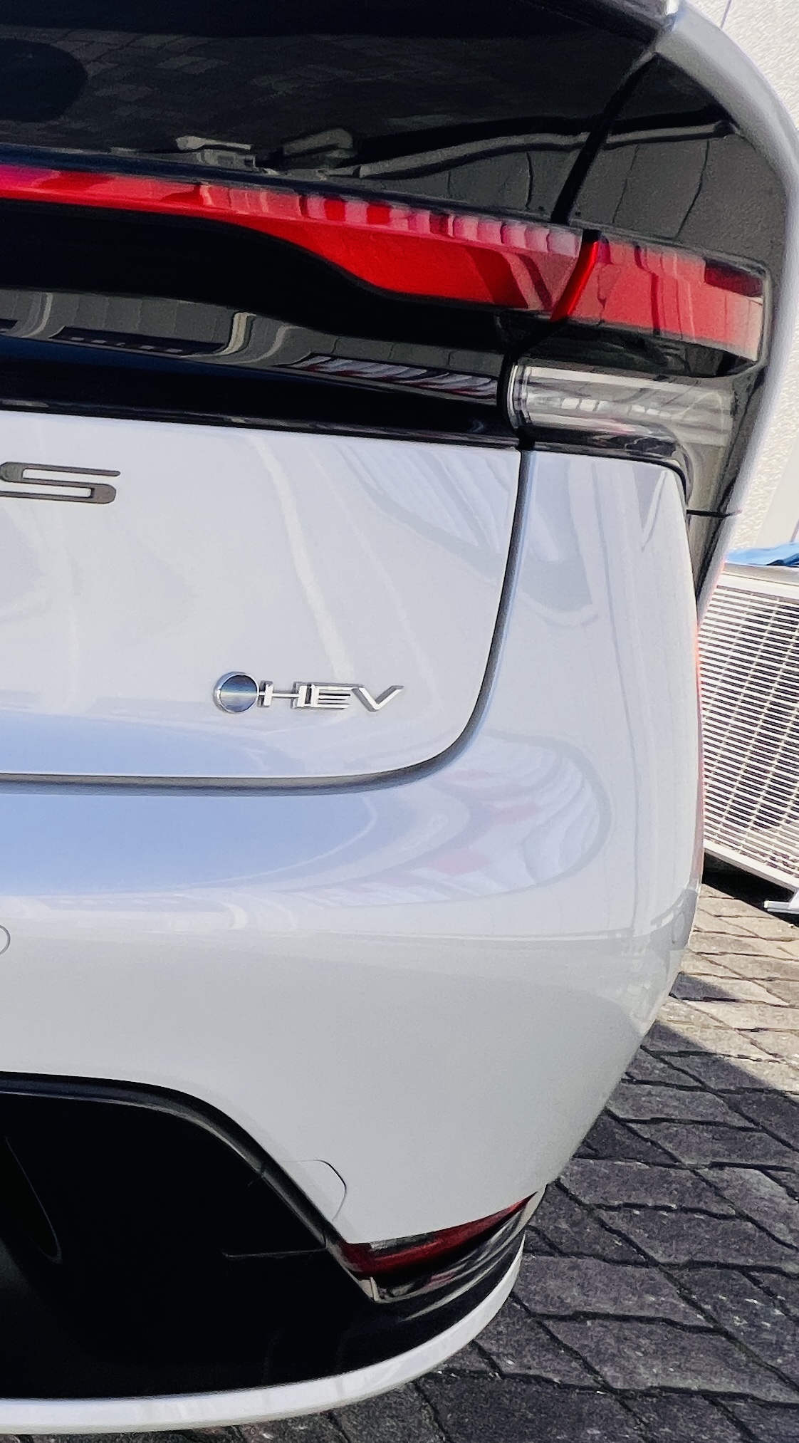 2023 TOYOTA PRIUS Z 4WD