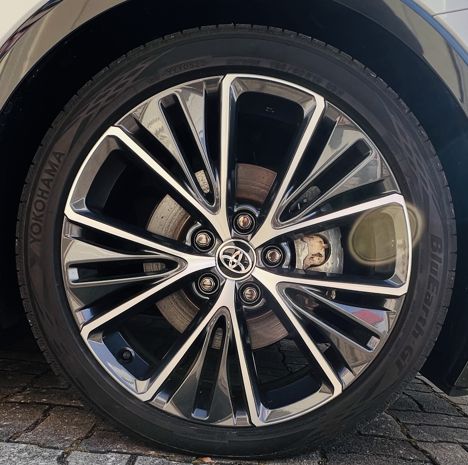 2023 TOYOTA PRIUS Z 4WD