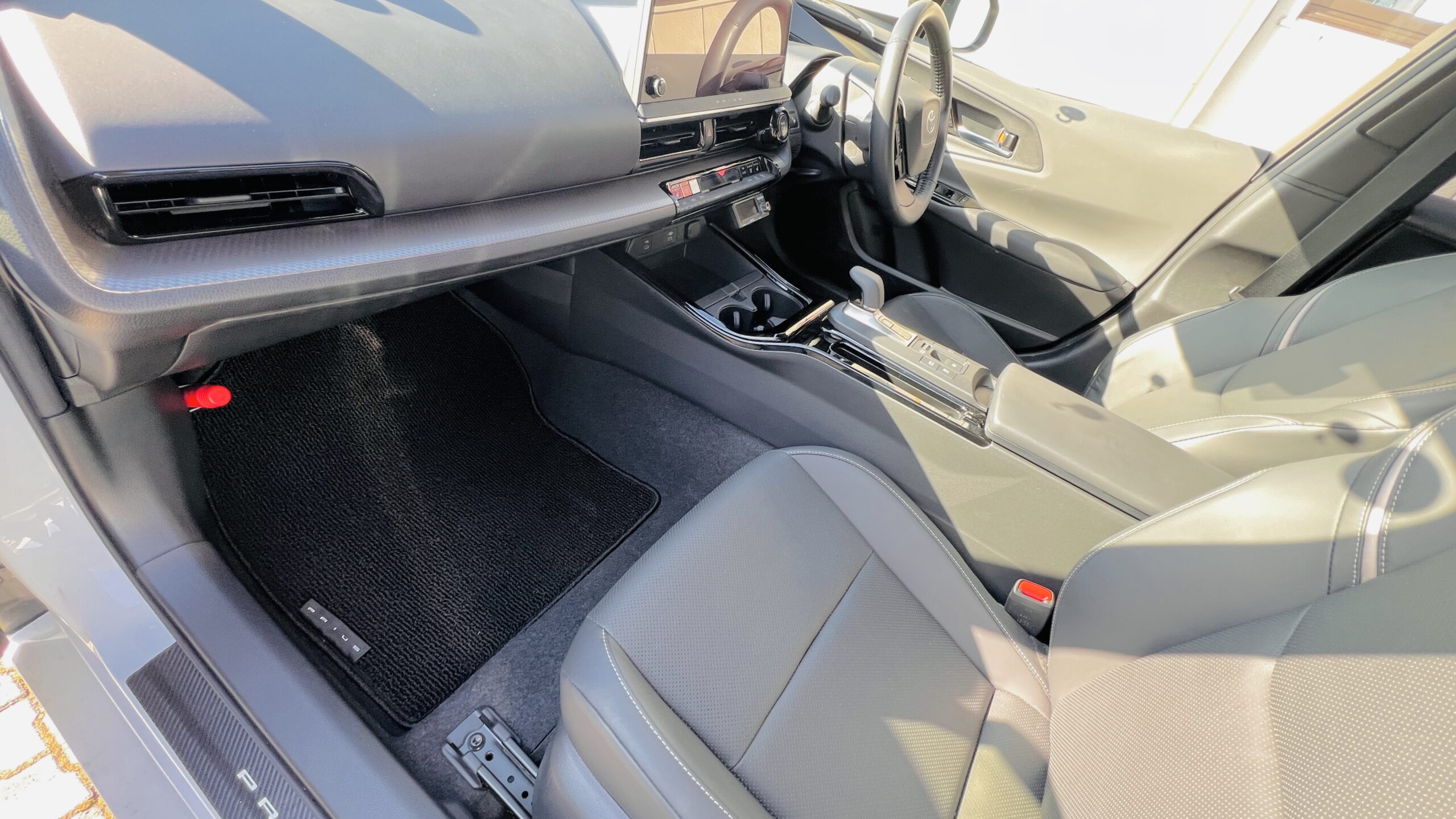 2023 TOYOTA PRIUS Z 4WD