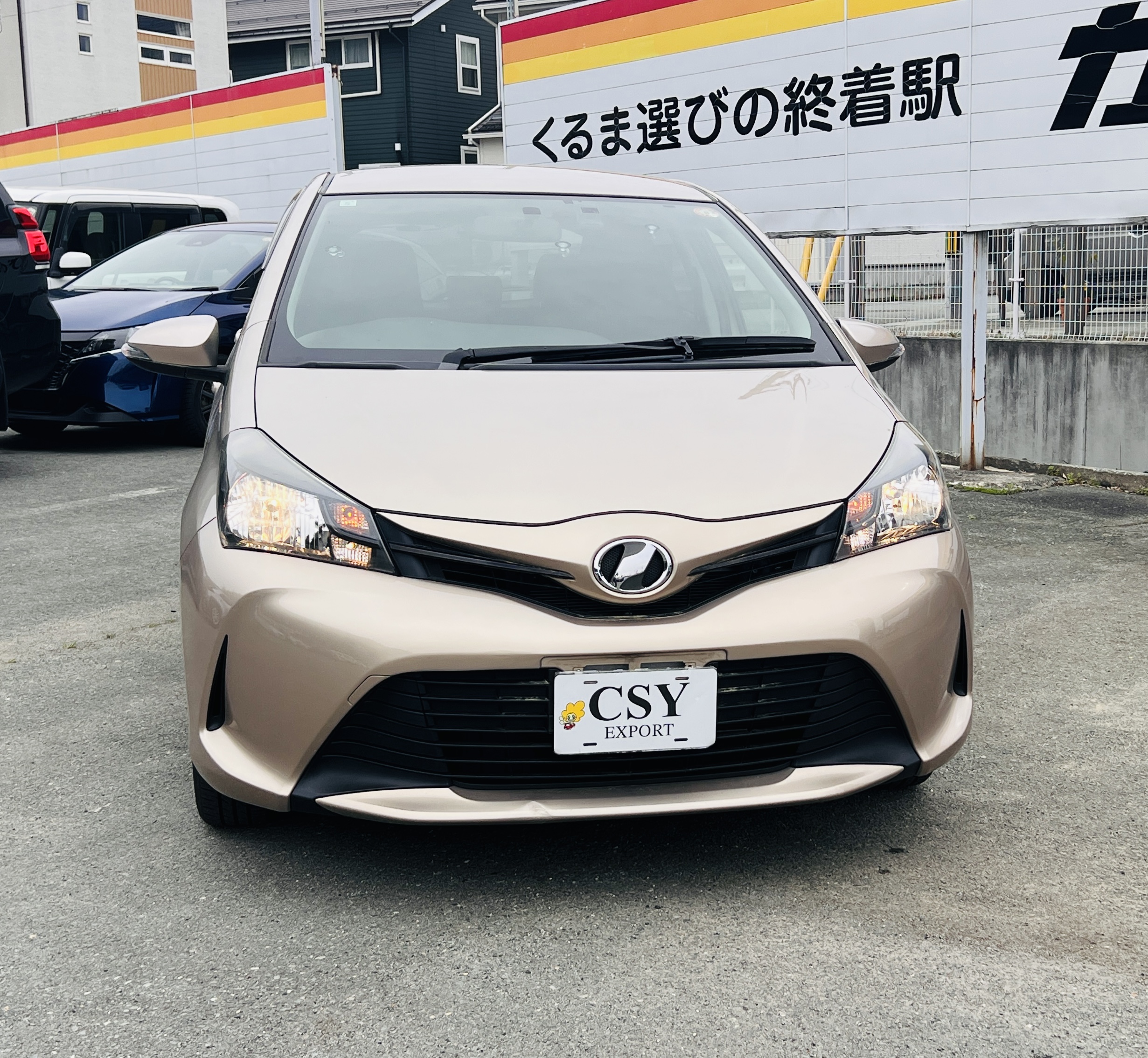 2015 TOYOTA VITZ F