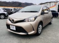 2015 TOYOTA VITZ F