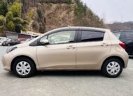 2015 TOYOTA VITZ F