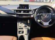 2015 LEXUS CT 200h Version C