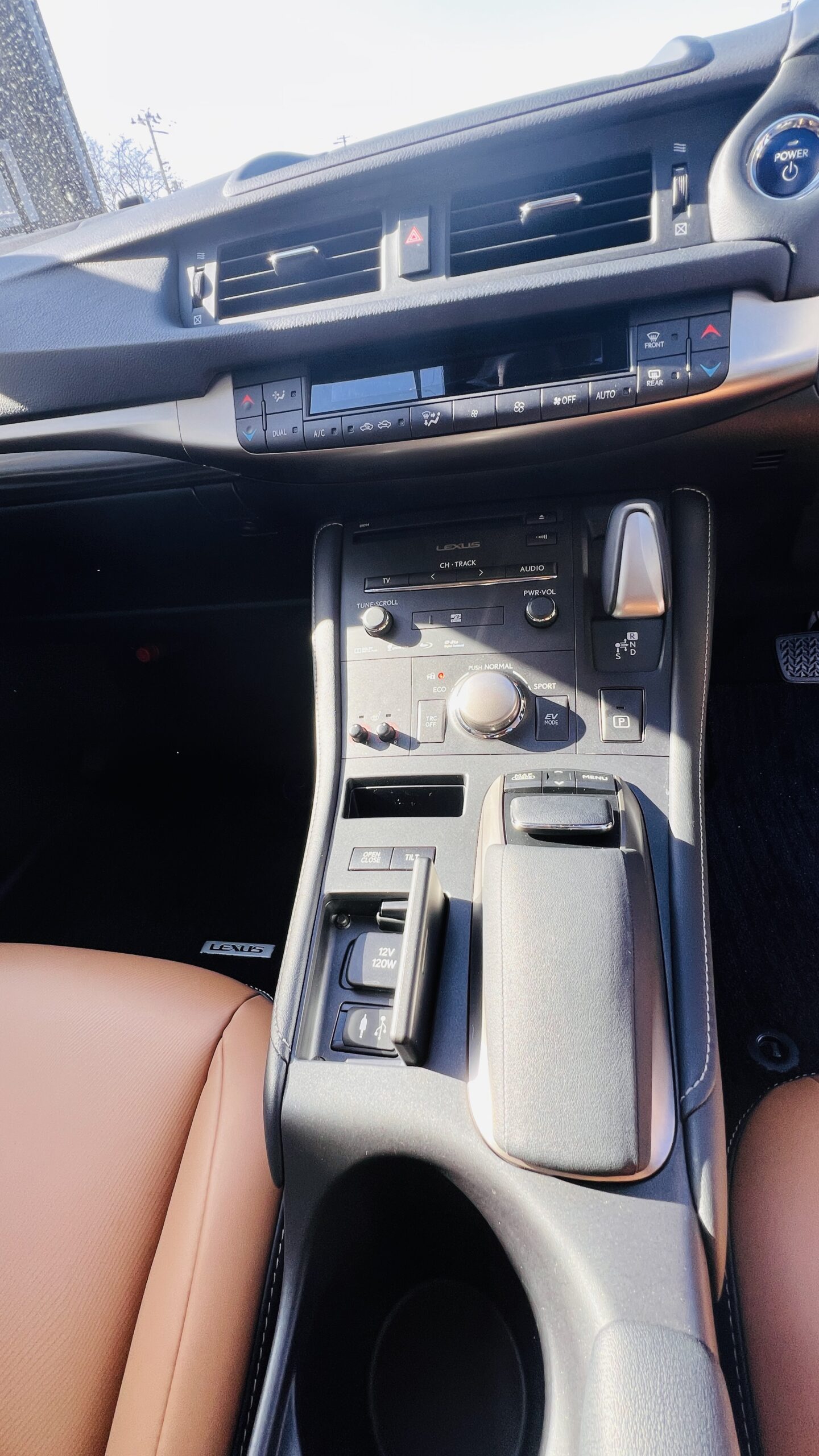 2015 LEXUS CT 200h Version C