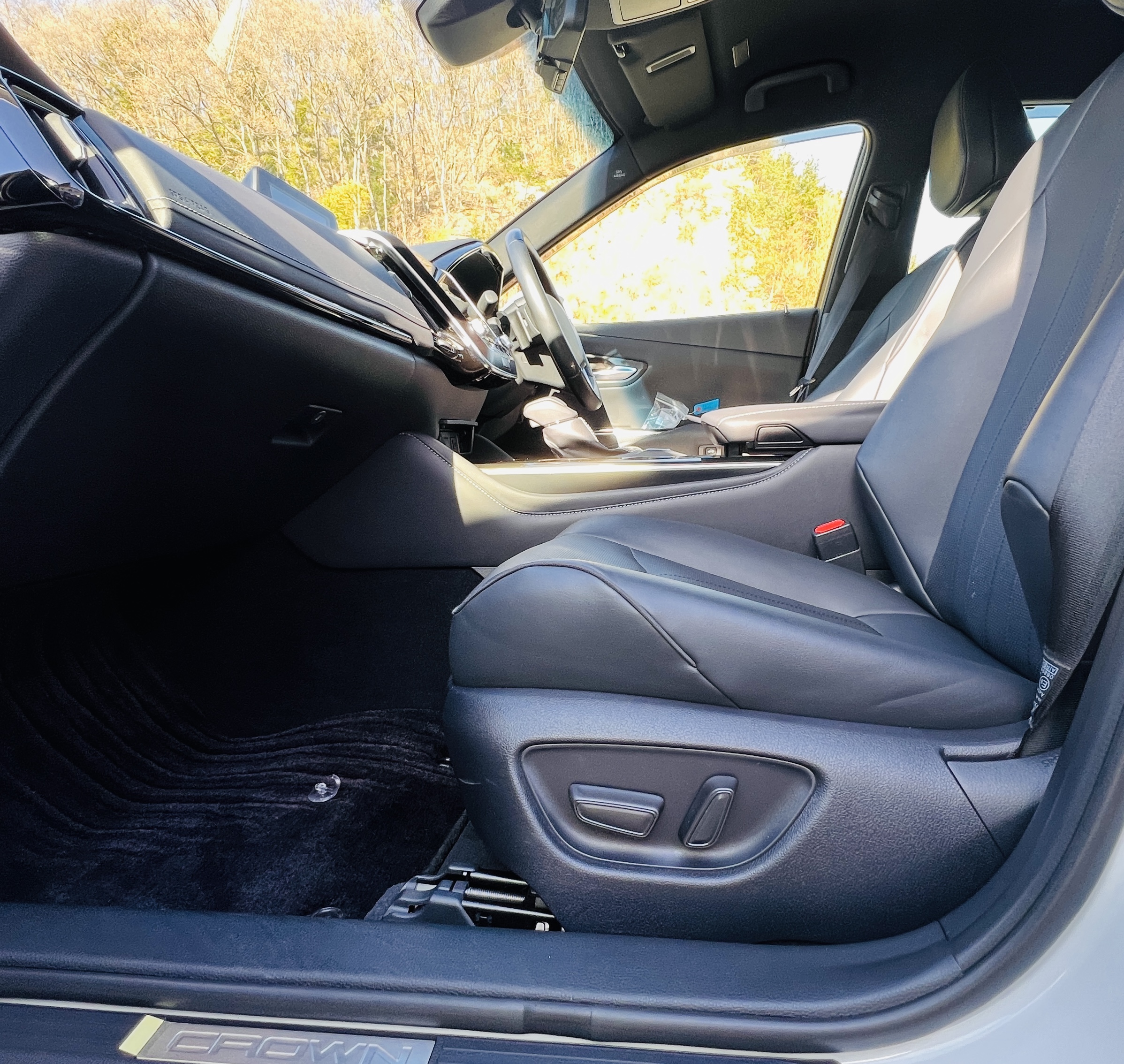 2019 TOYOTA CROWN HYBRID G
