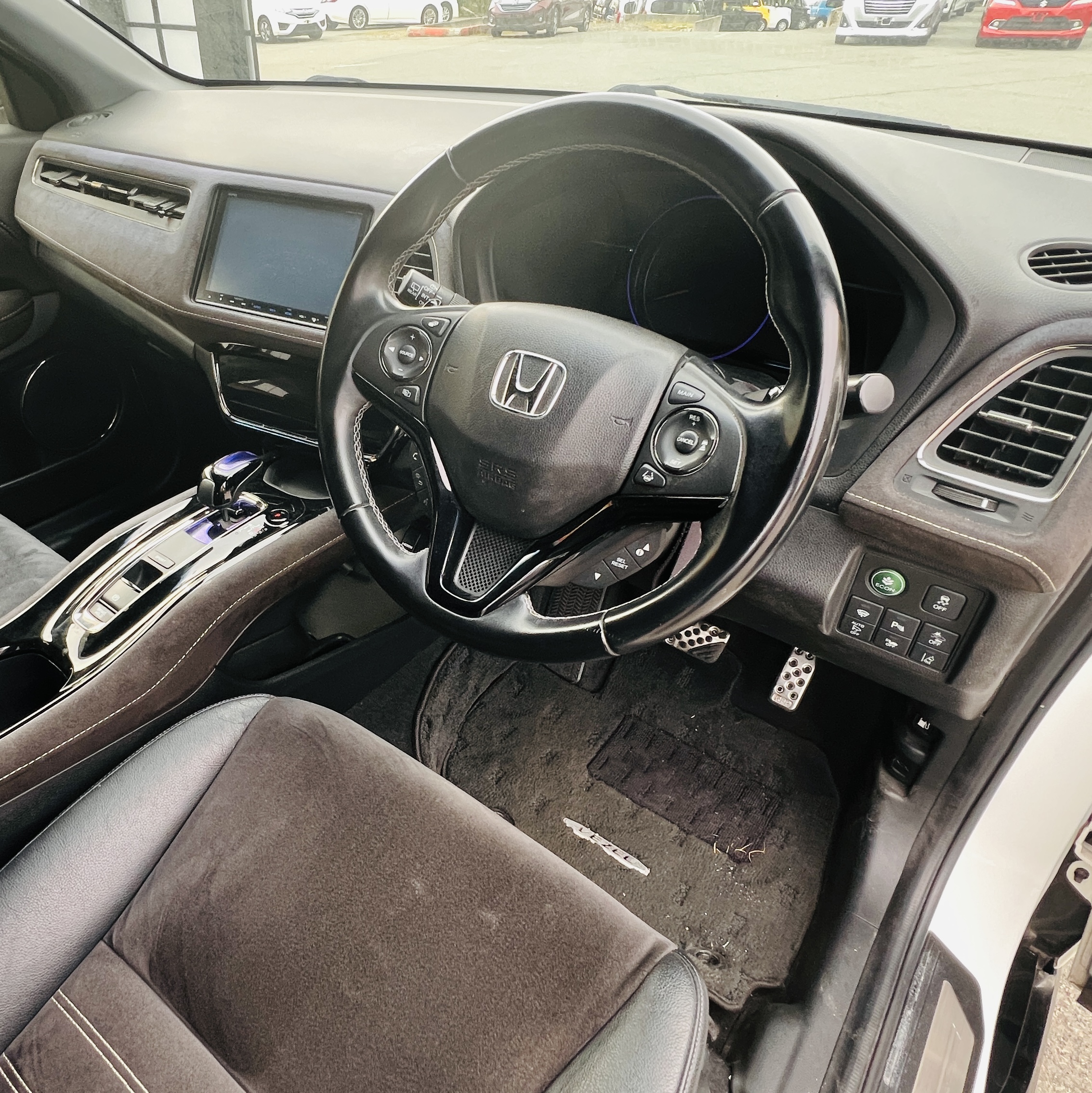 2017 HONDA VEZEL HV  RS HONDA SENSING