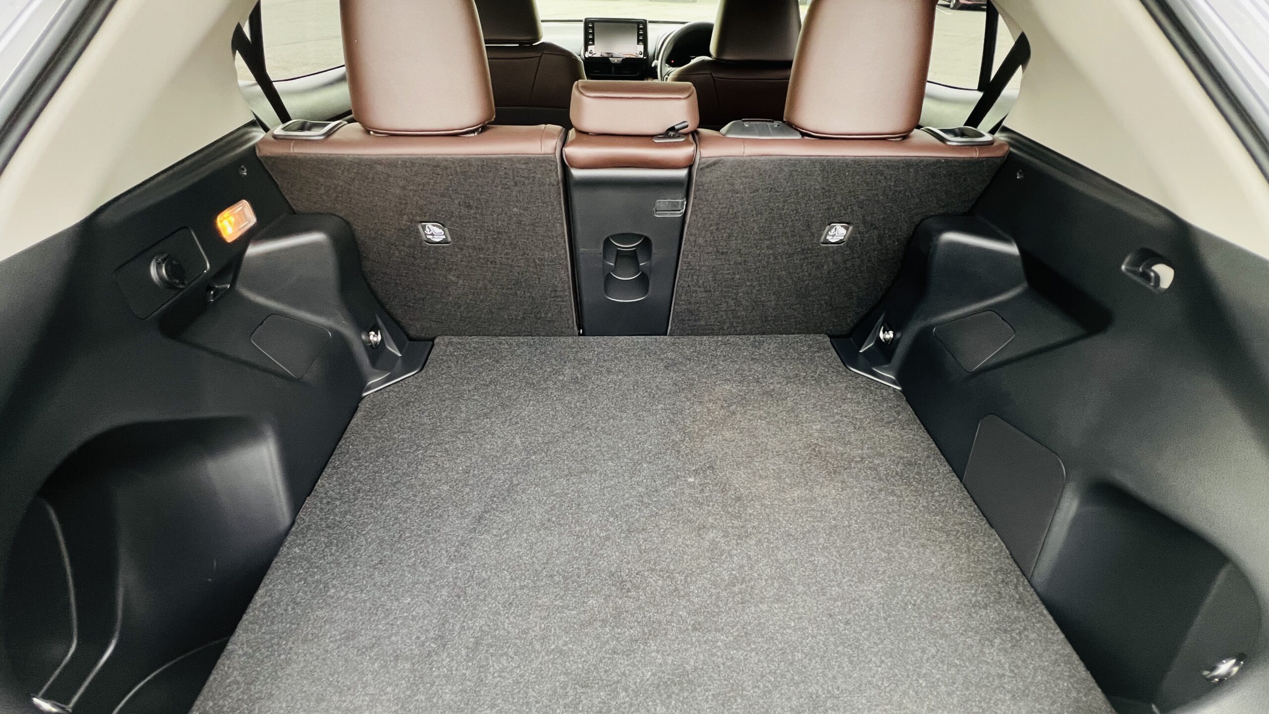 2020 TOYOTA YARIS CROSS HYBRID Z 4WD